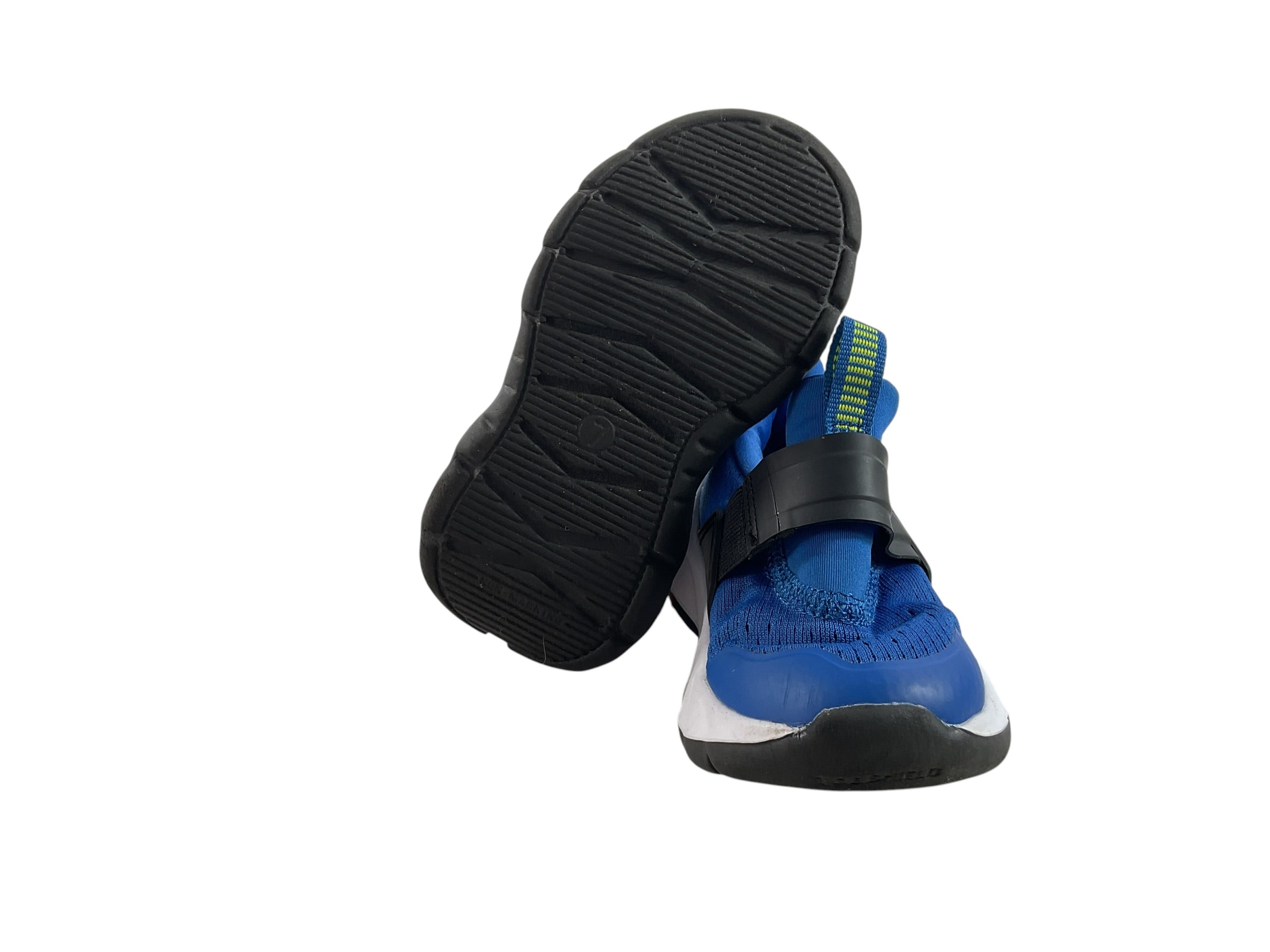 Tenis niño 7