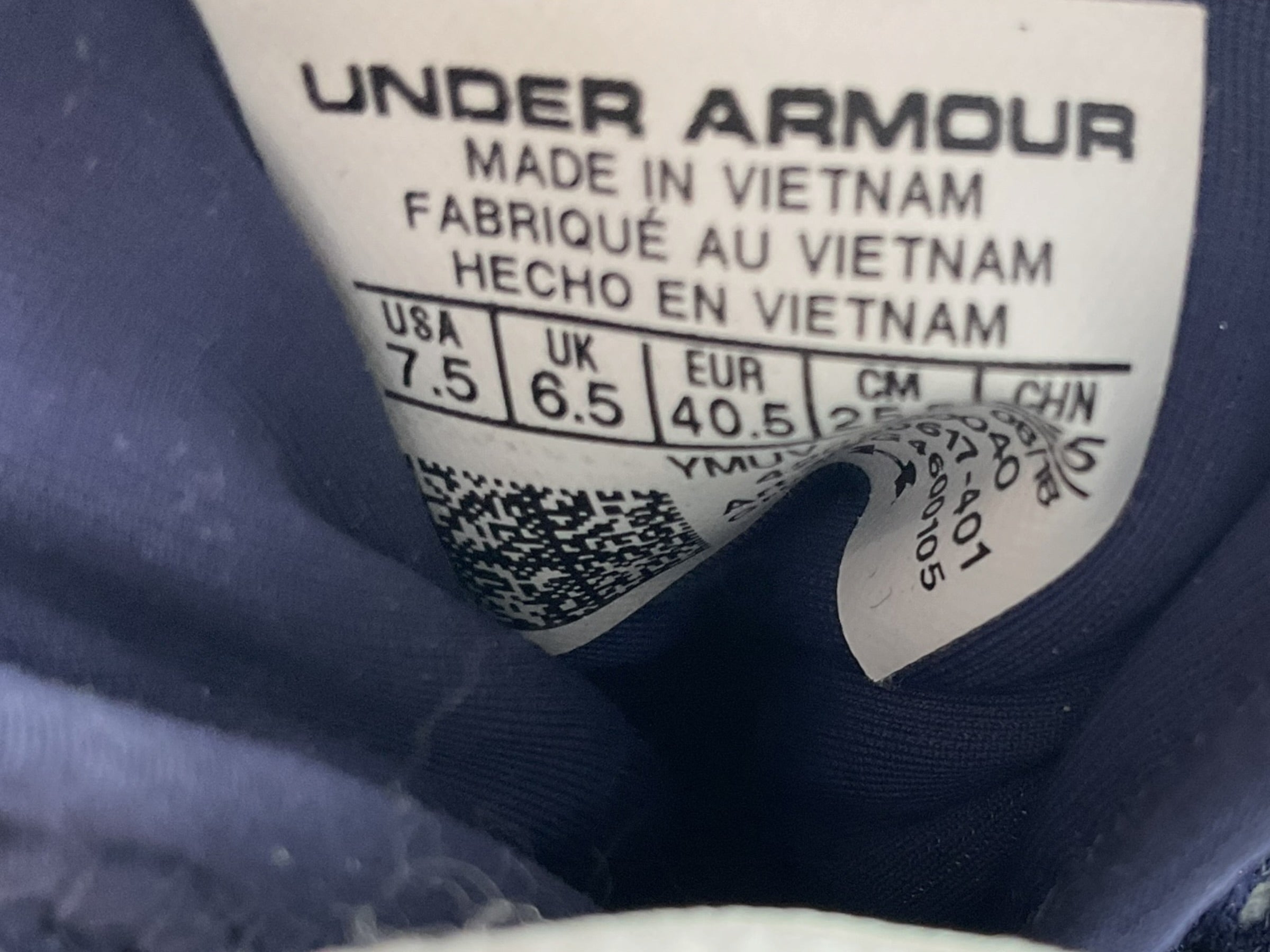 Tenis 7.5 (UNDER ARMOUR)