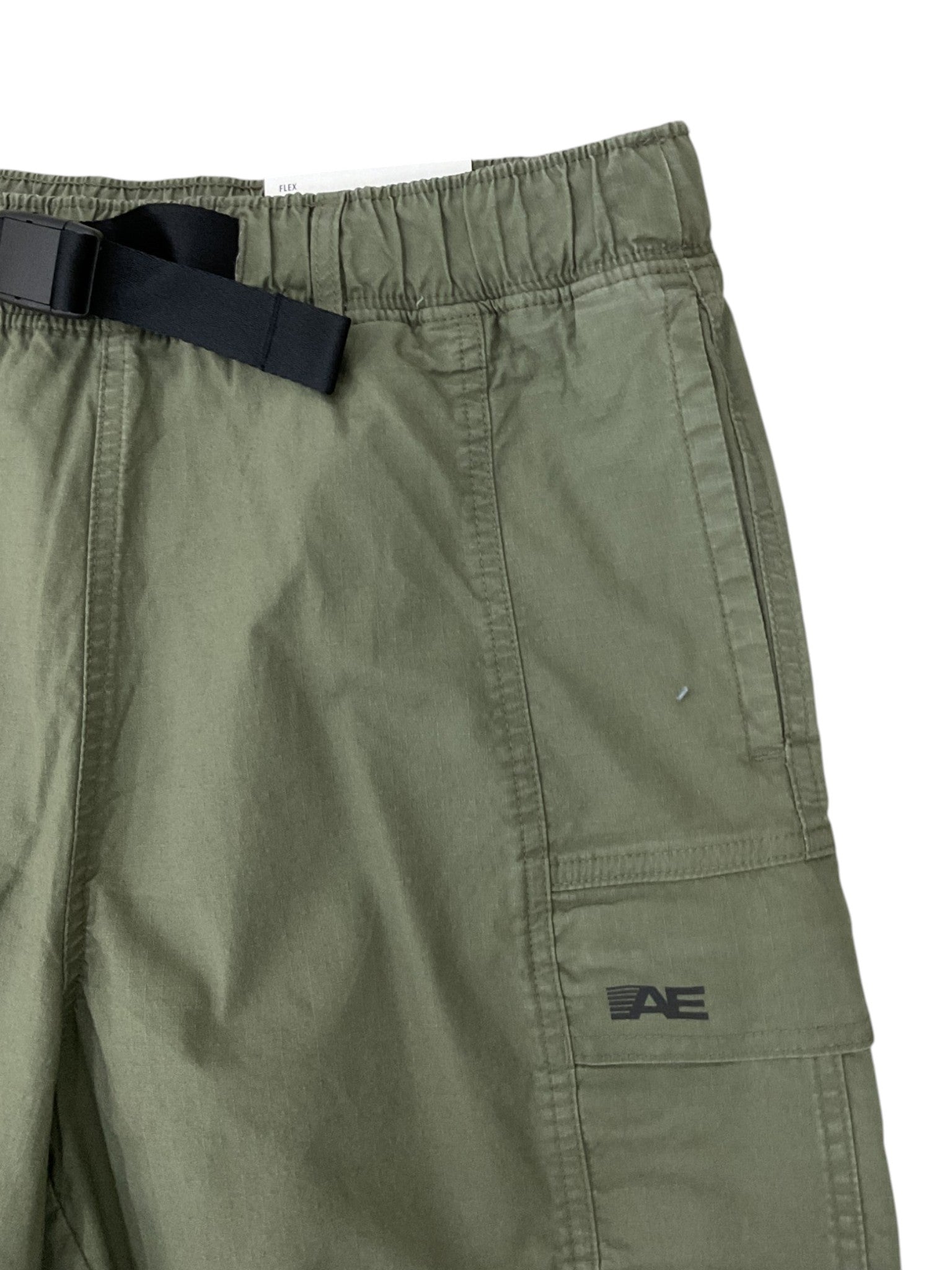 Short M (American Eagle)