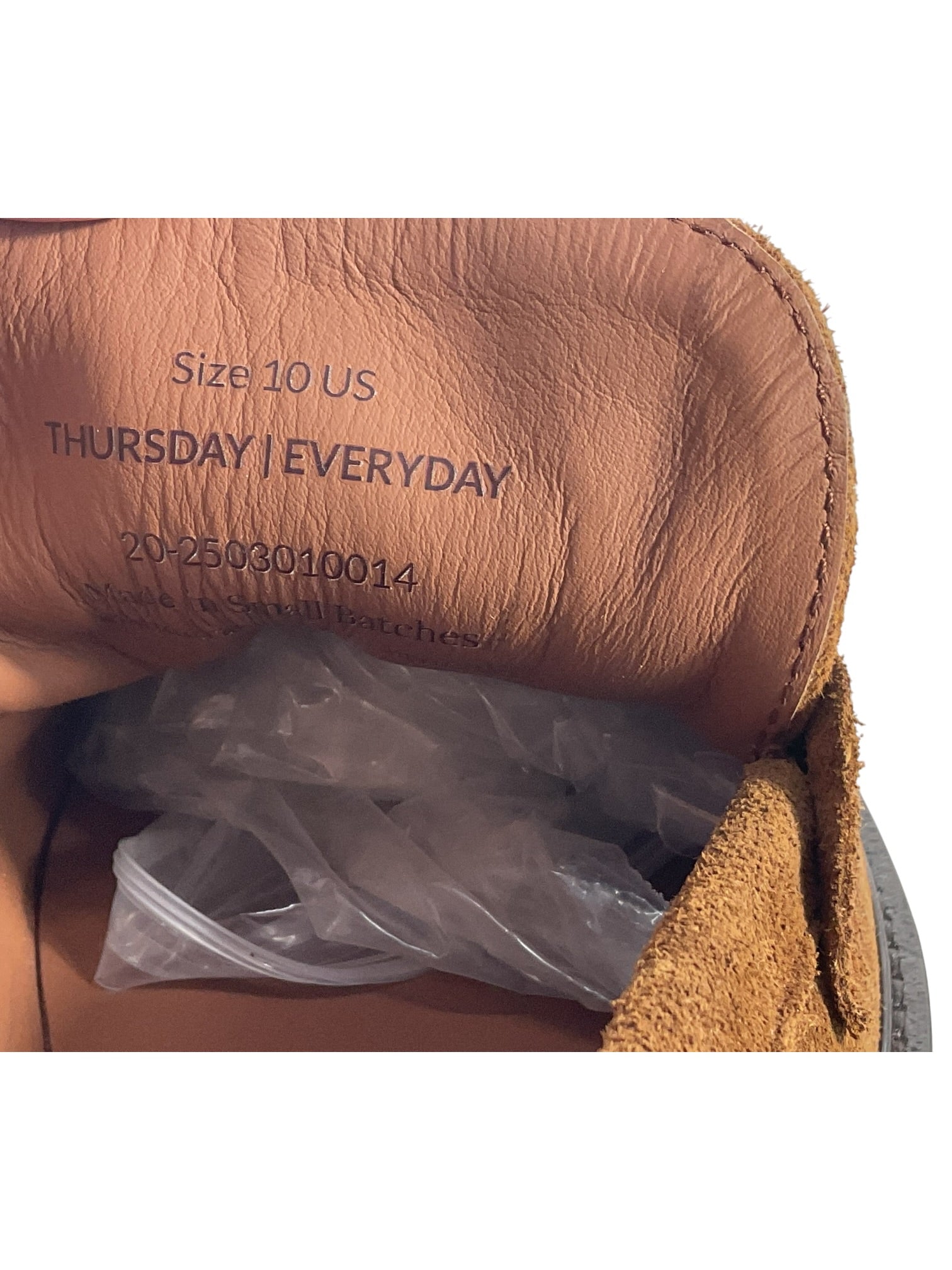 Zapato 10 (THURSDAY)