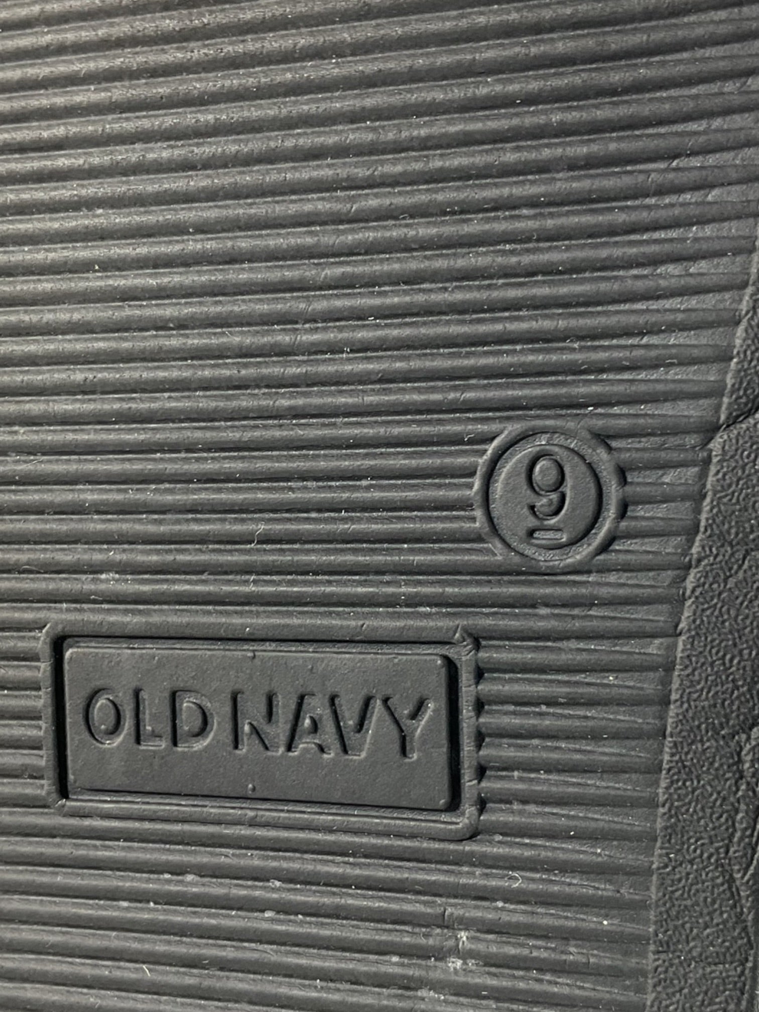 Sandalia 9 (Old Navy)