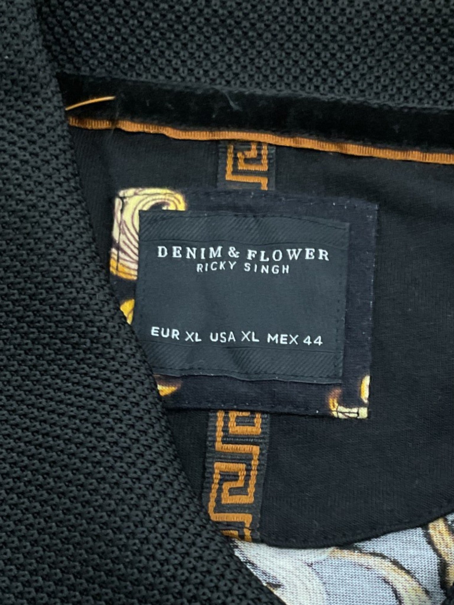 Camisa XL (D&F)