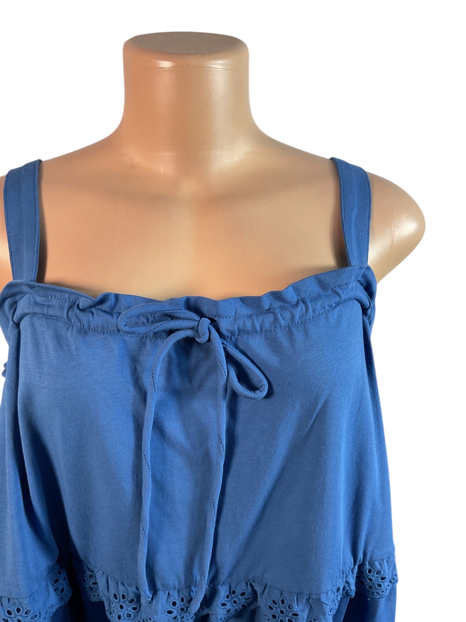 Blusa M (Crown & Ivy)