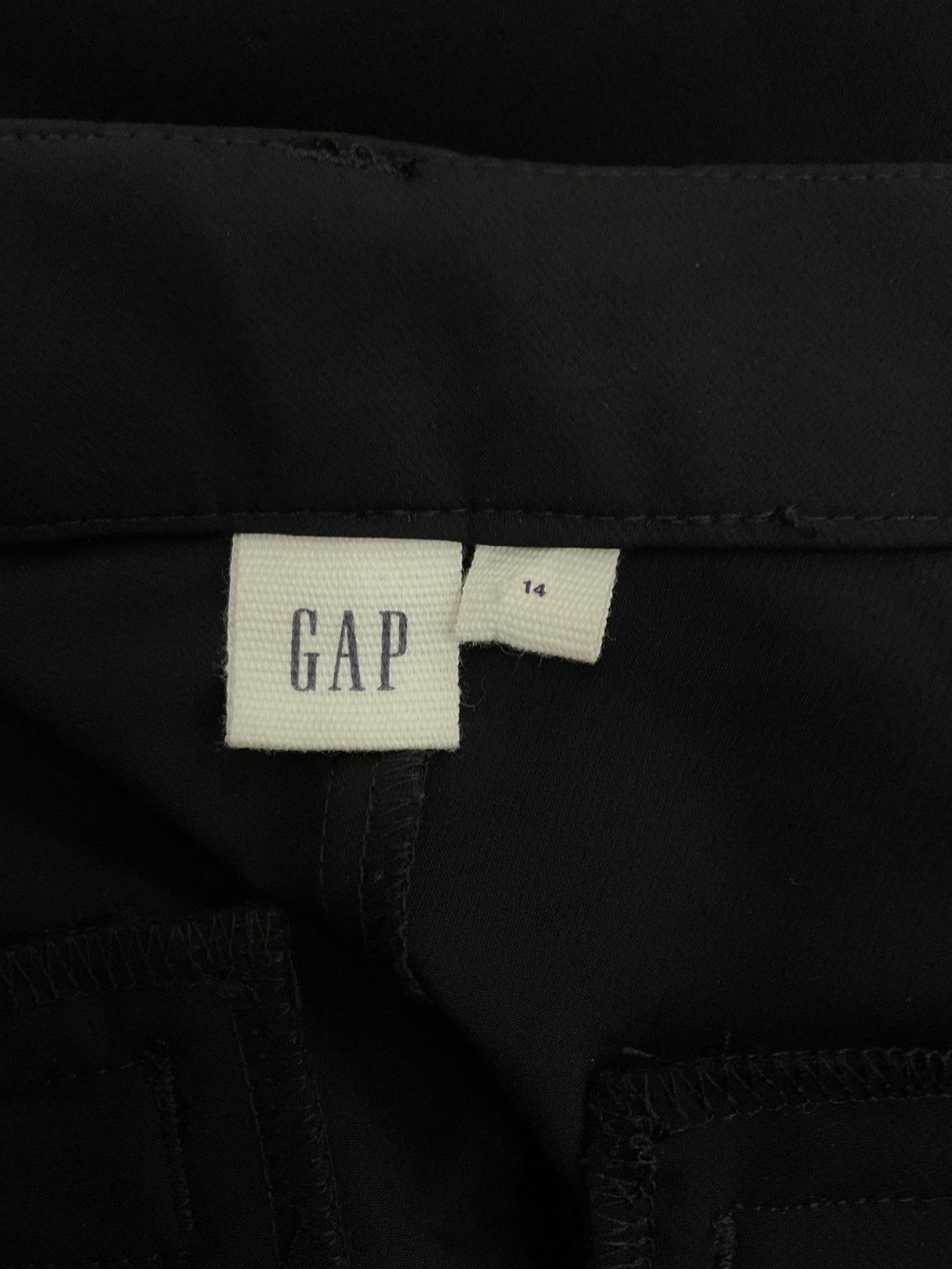 Pantalón 14 (GAP)