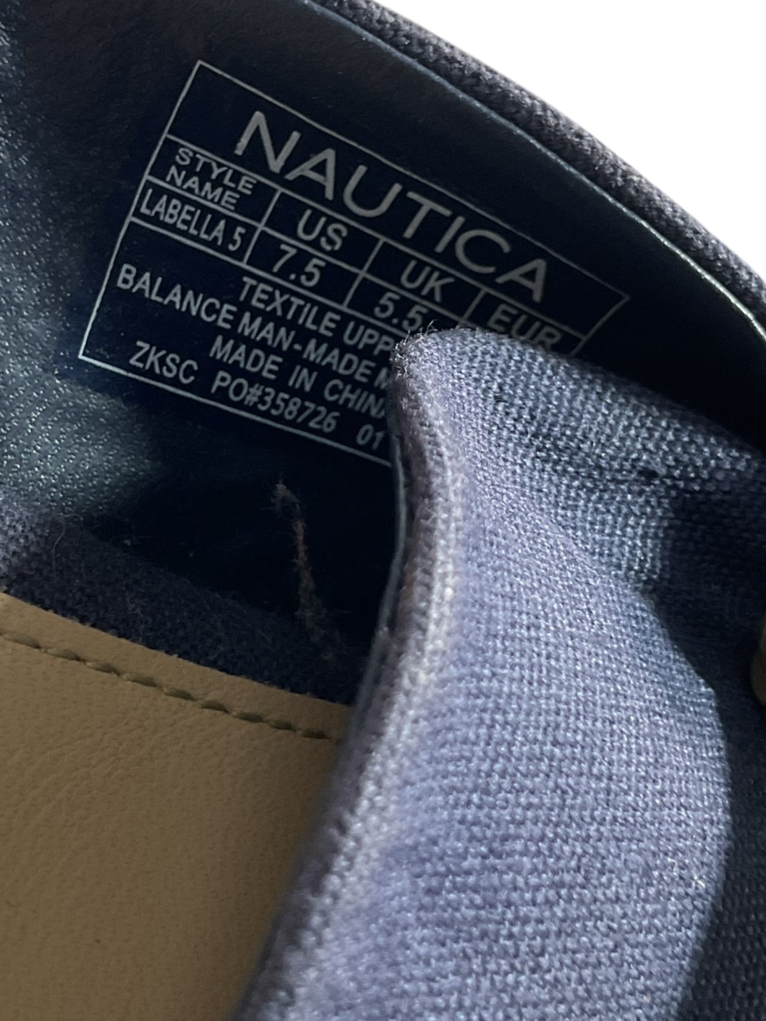 Zapatilla 7.5 (Nautica)