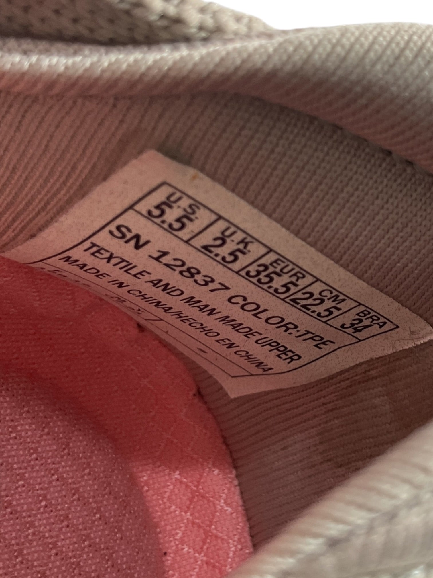 Tenis 5.5 (Skechers)