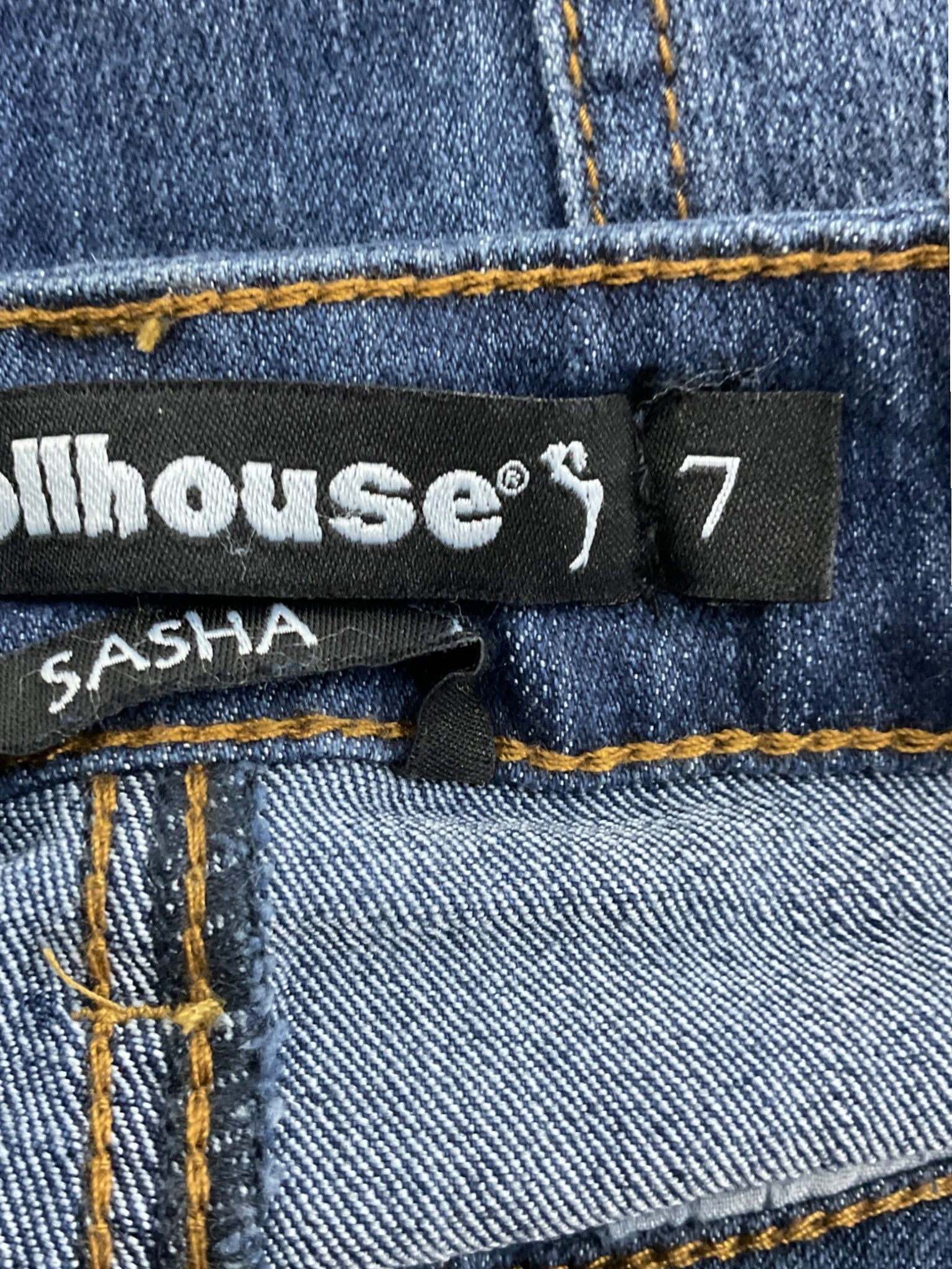 Jean 28 (dollhouse)