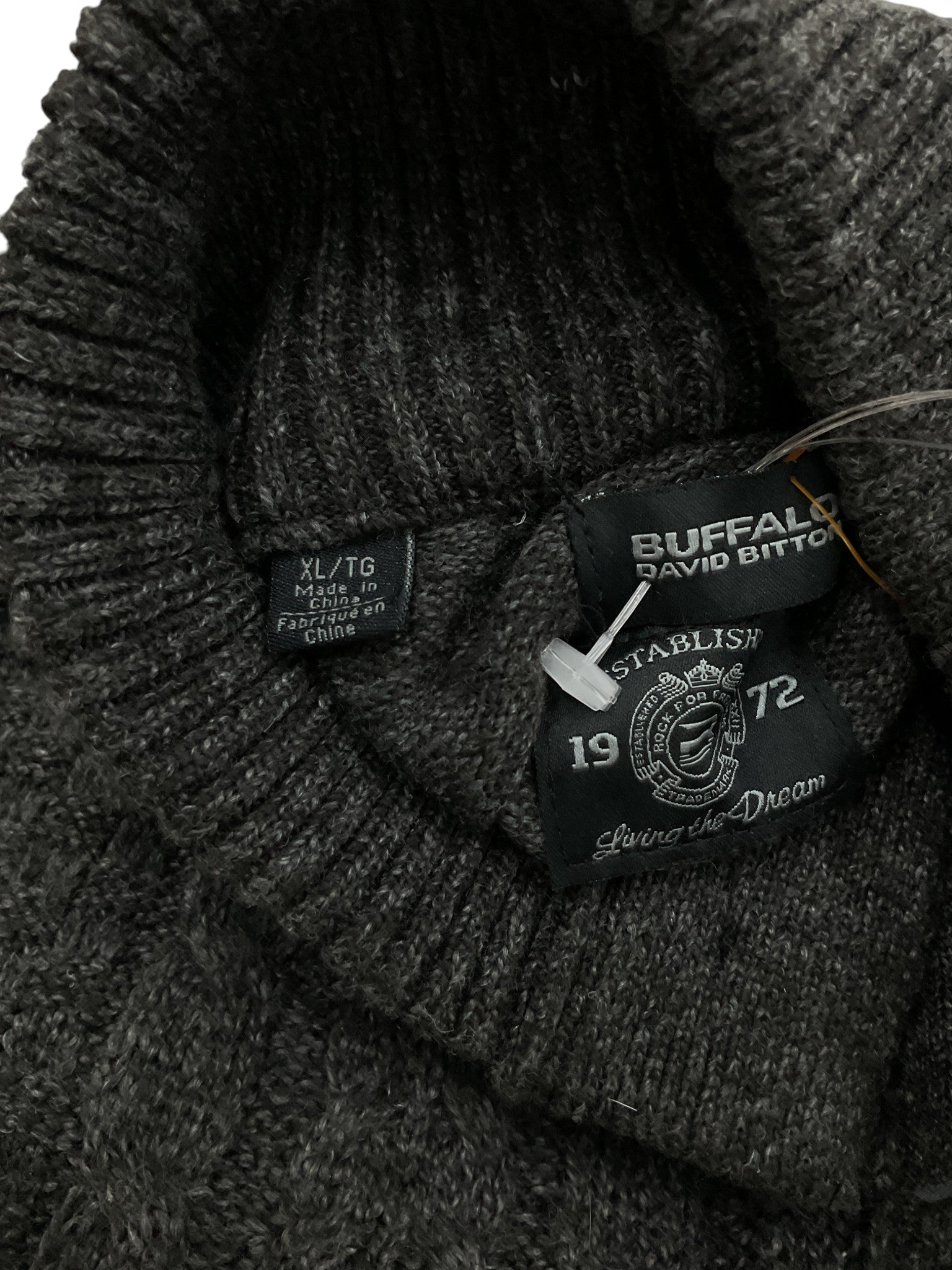 Sueter XL (Buffalo)