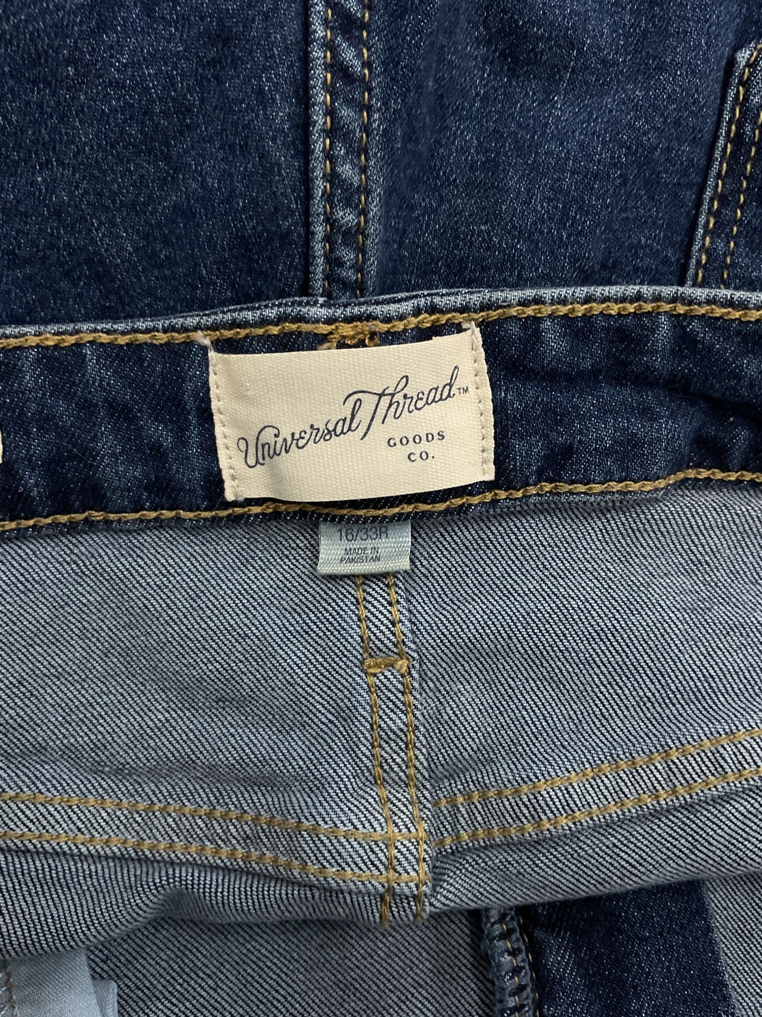 Jean 16 (Universal Thread)