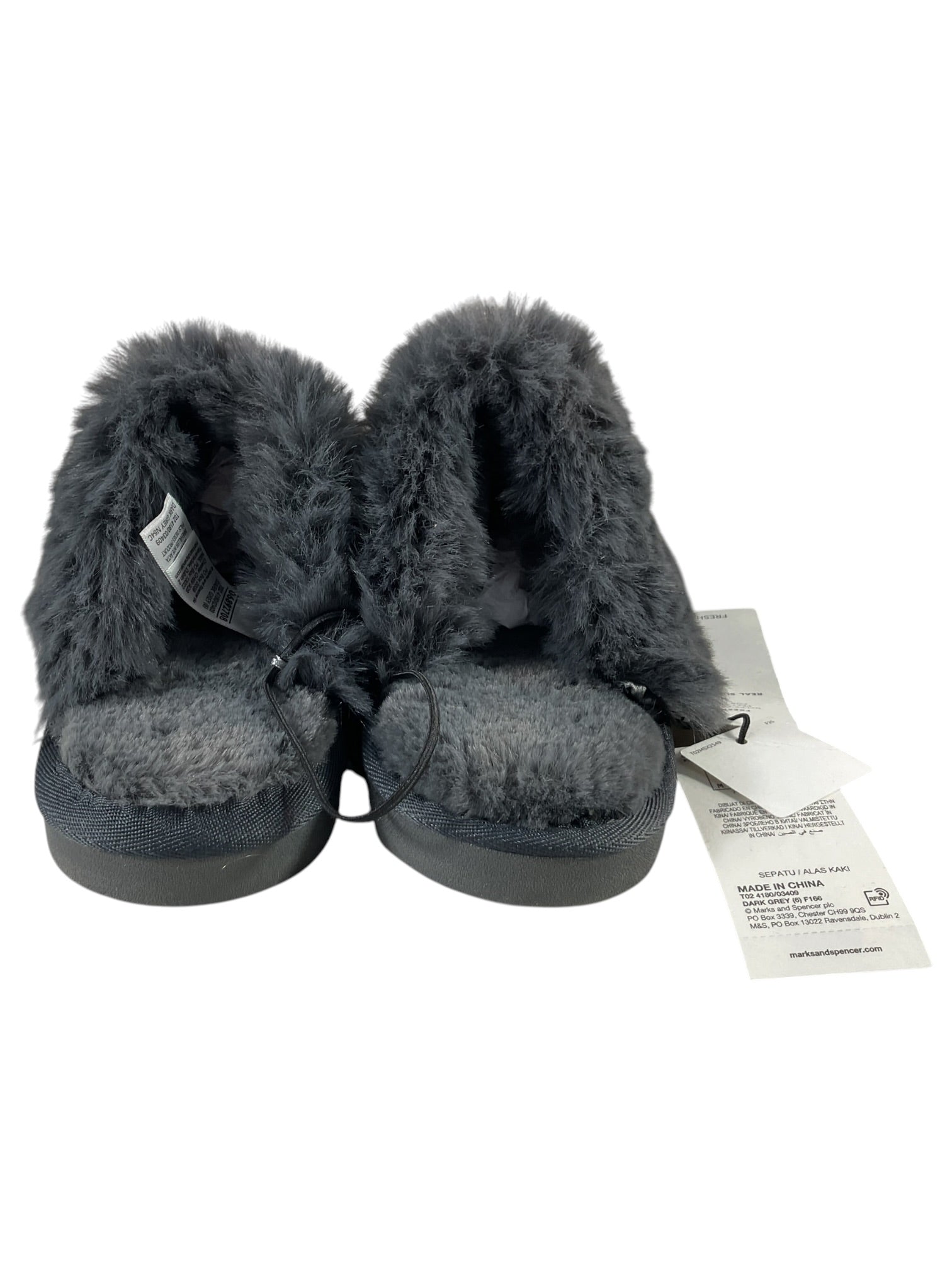 Pantufla 8 (M&S)