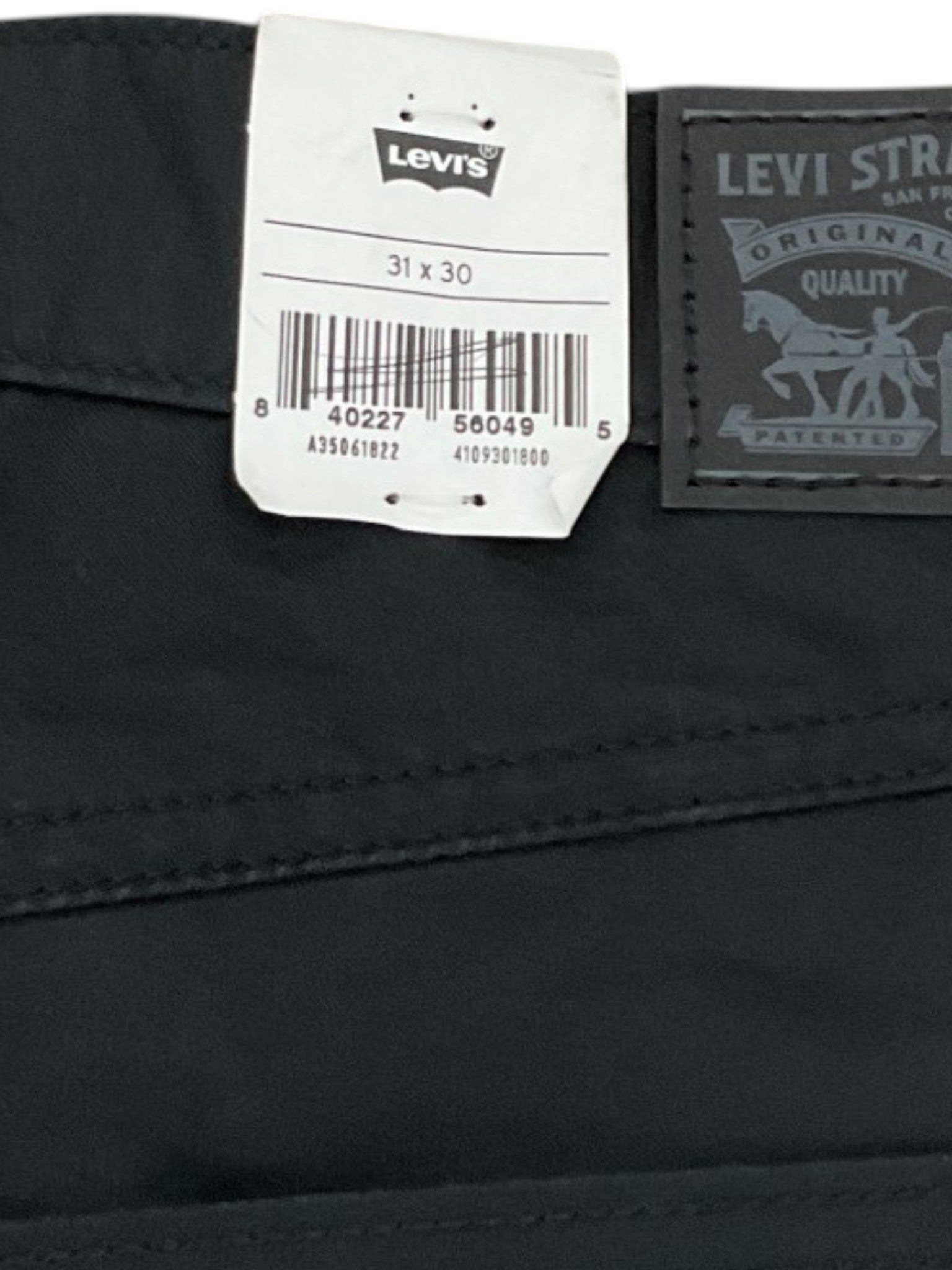 Pantalón 31*30 (Levi's "Mom Jean")