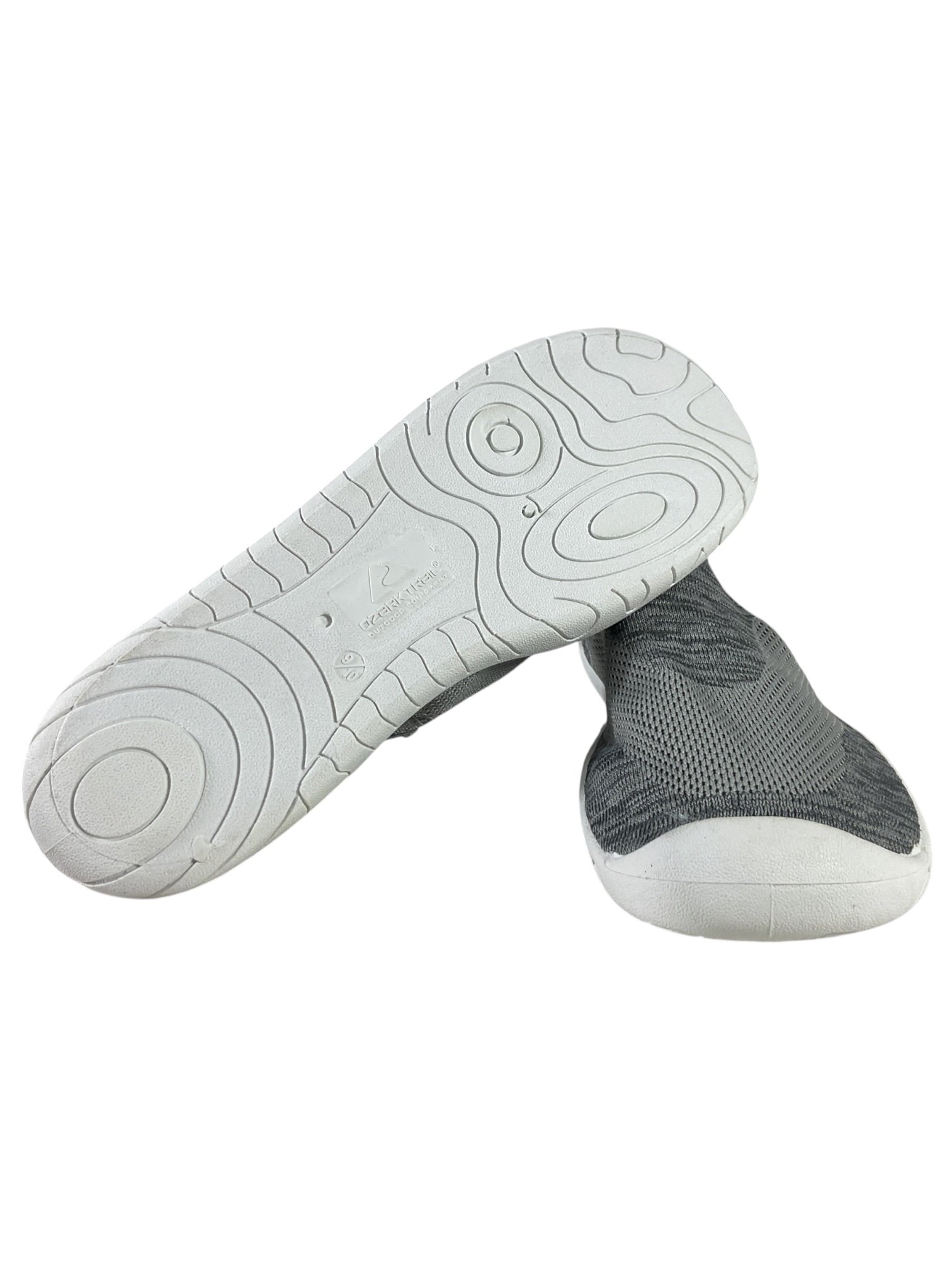 Tenis 9 (OZARK TRAIL)