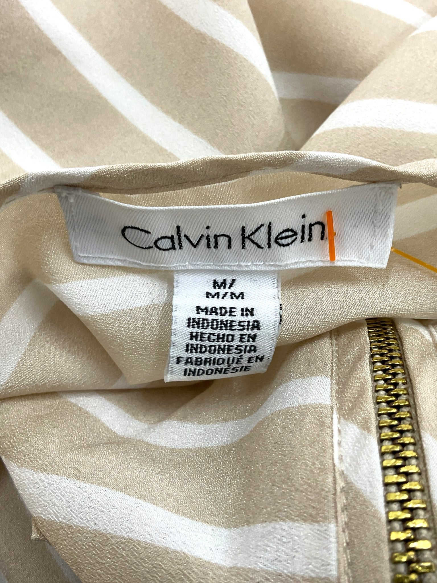 Blusa M (Calvin Klein)