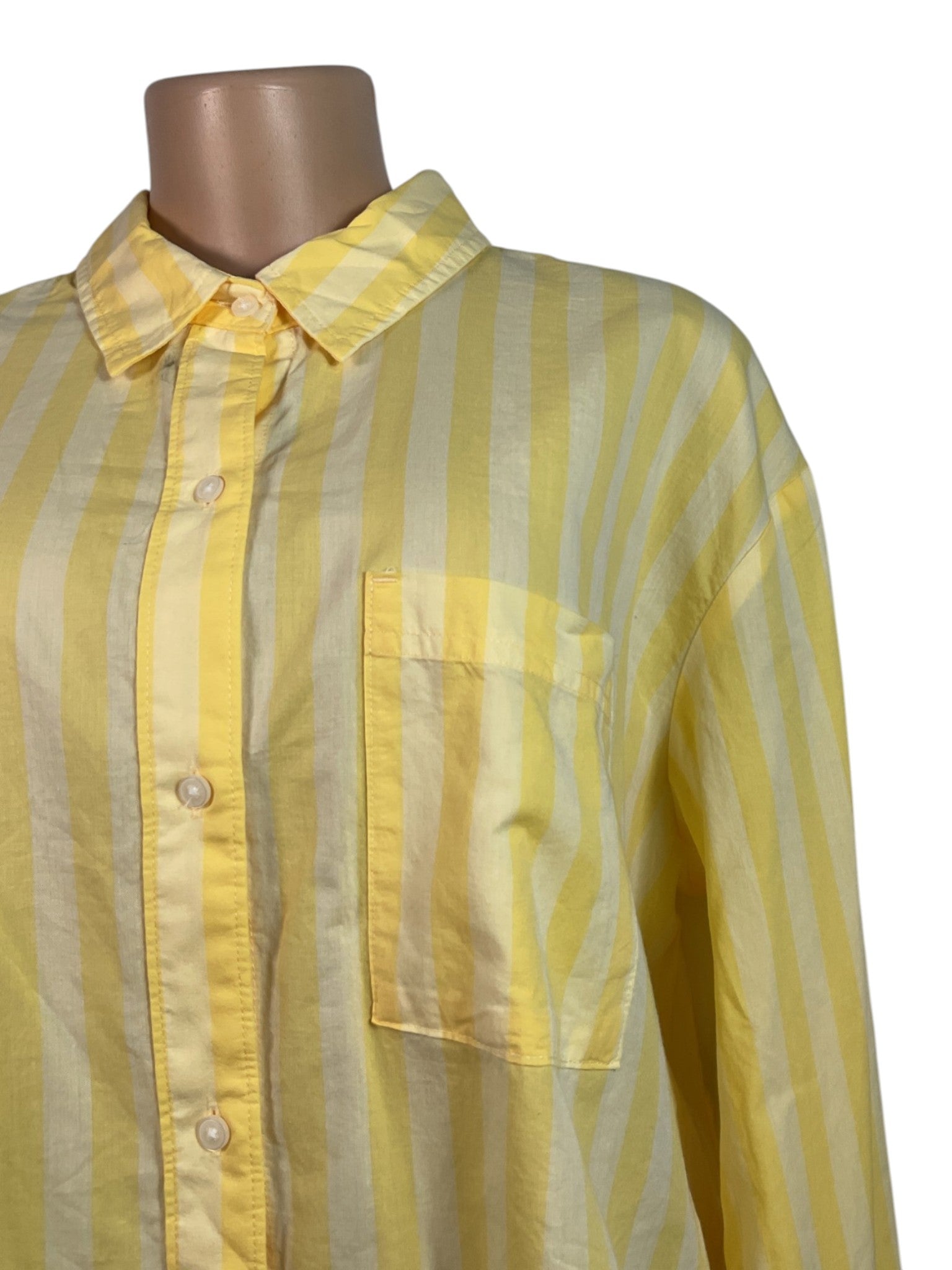 Blusa L (Old Navy)