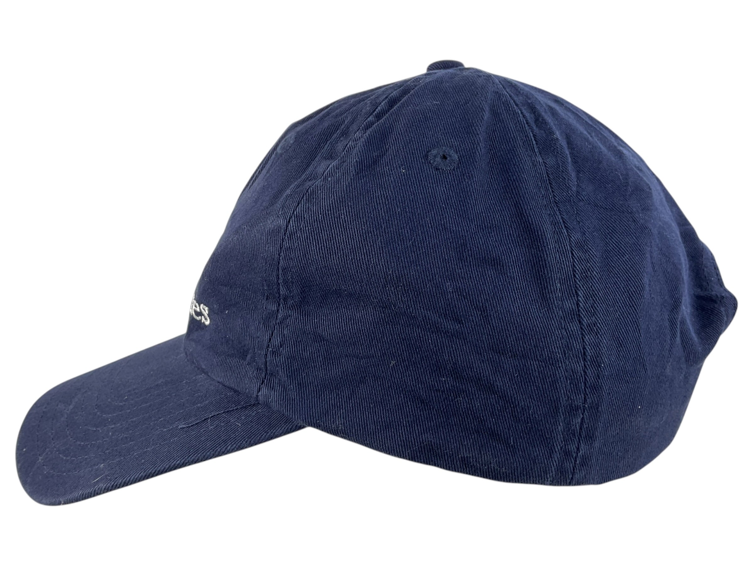 Gorra (vineyardvine)