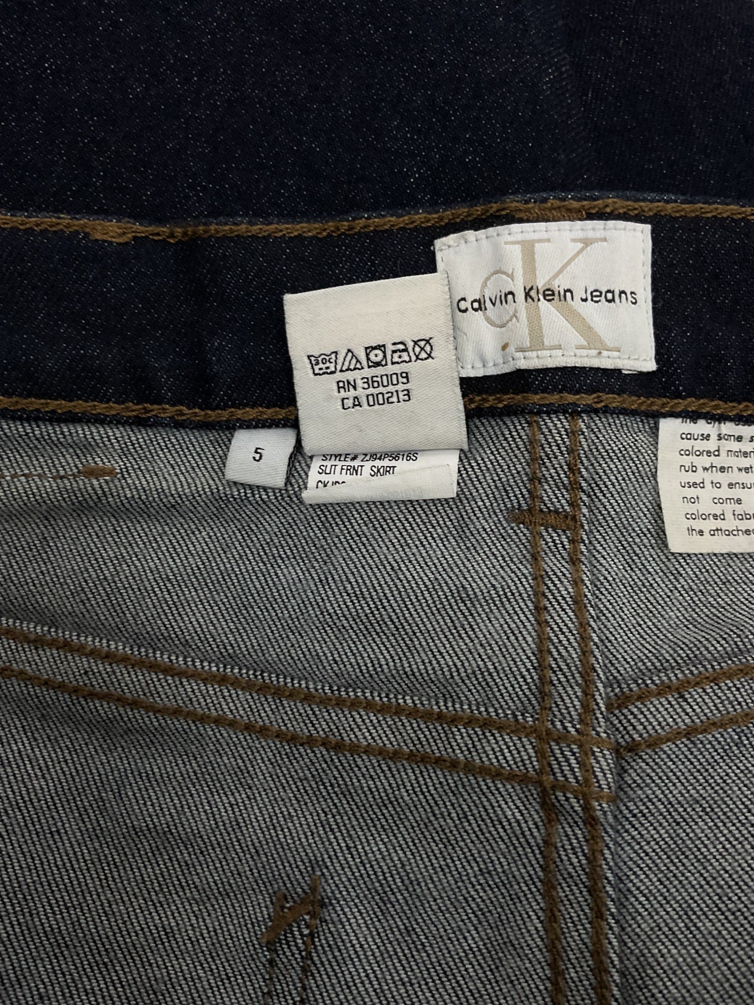 Falda 5 (Calvin Klein Jeans)