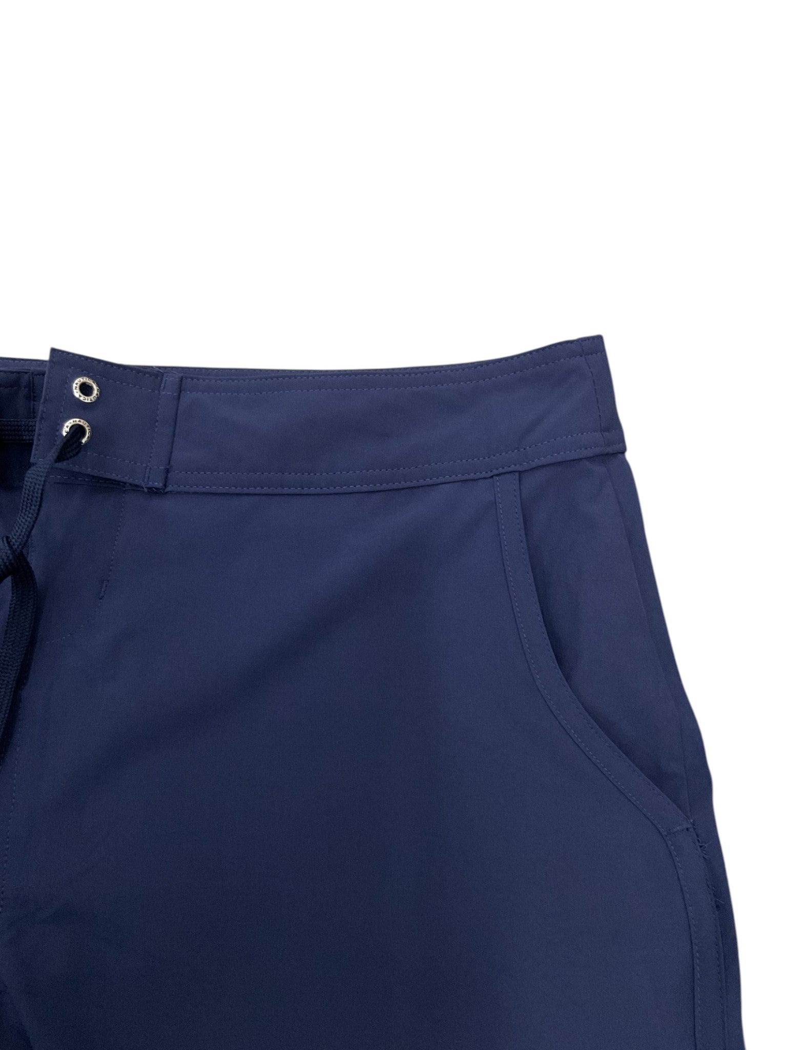 Short L (Nautica)