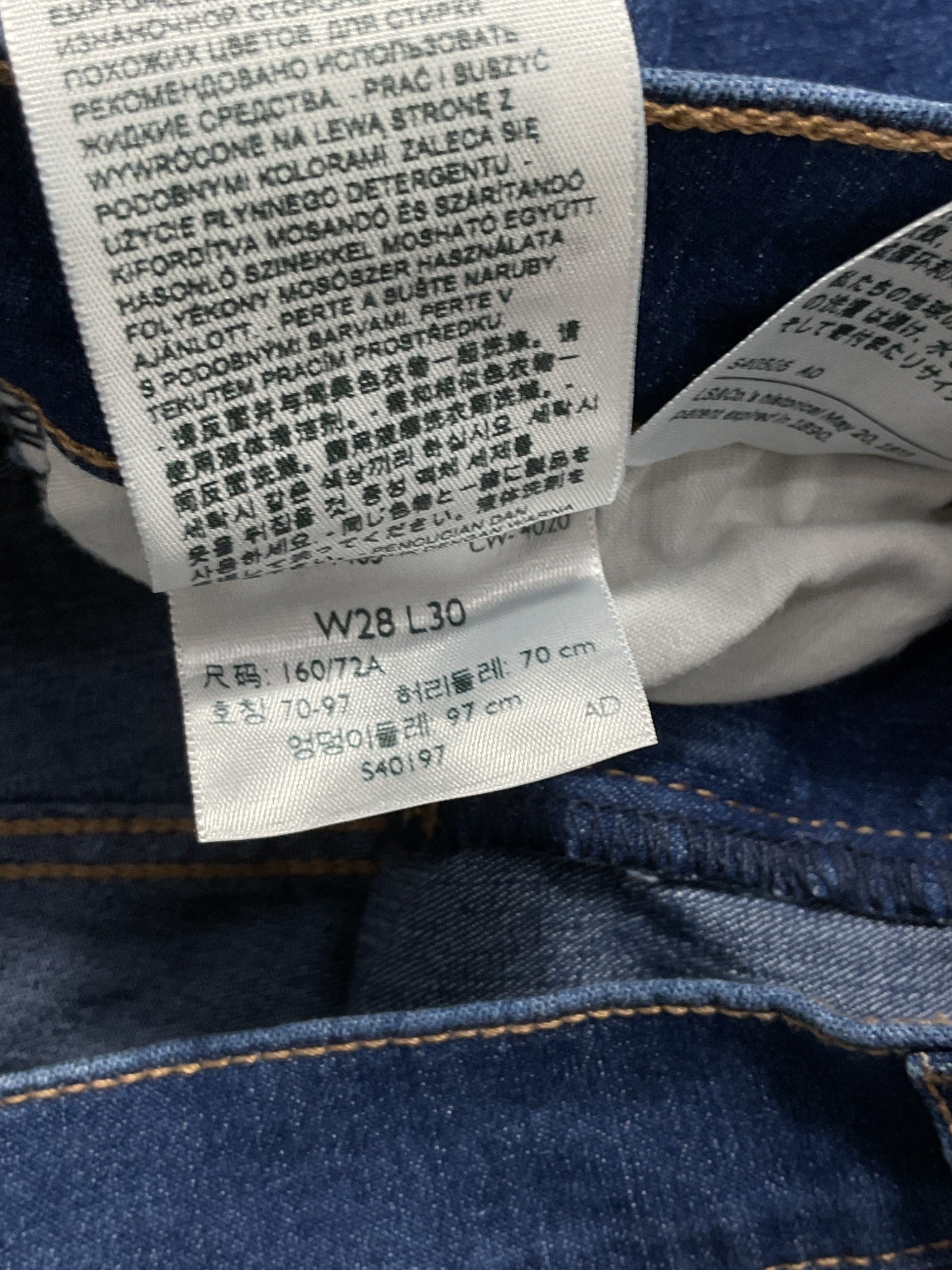 Jean 28 (LEVI'S STRAUSS)