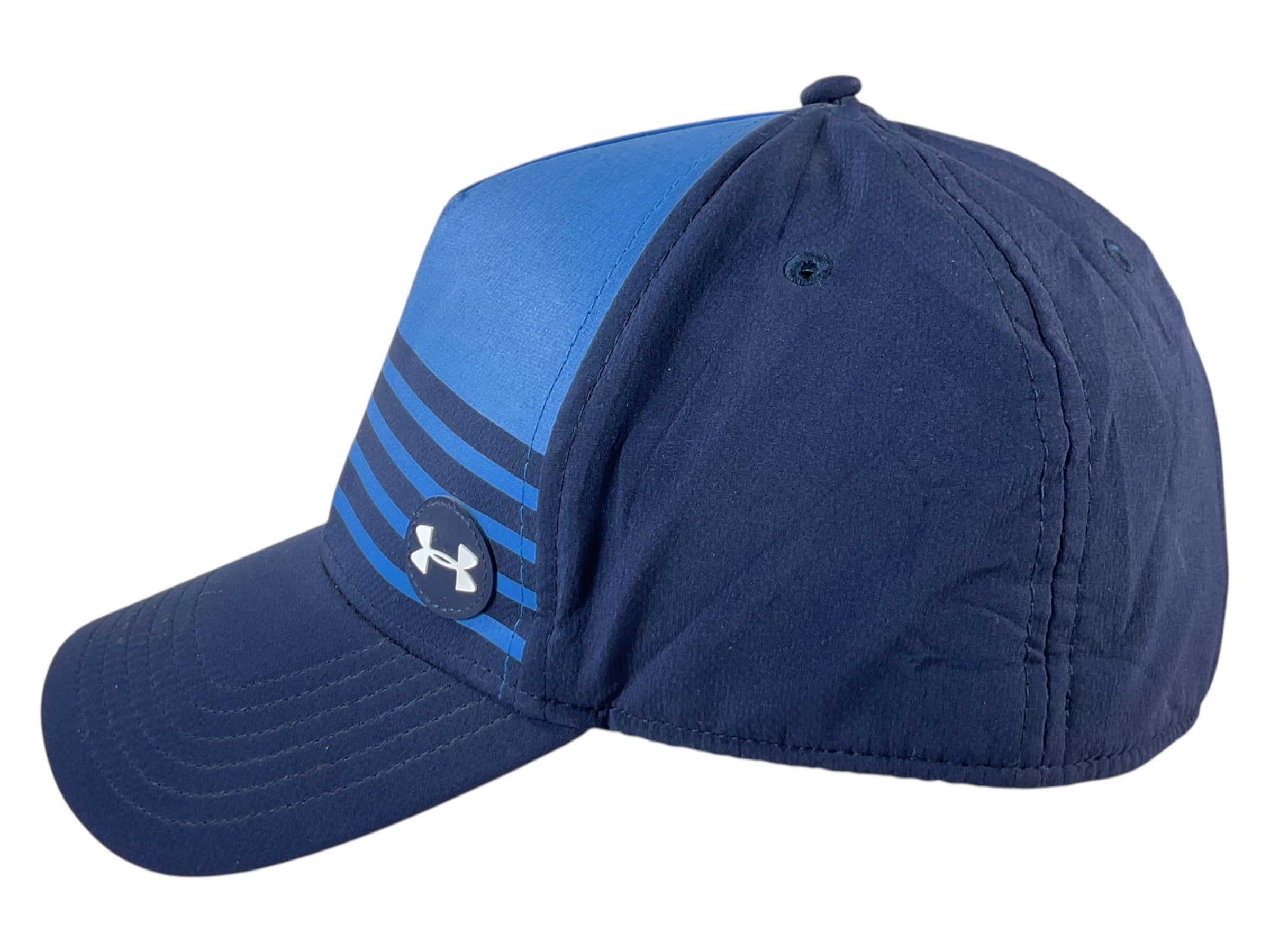 Gorra UNDER ARMOUR azul marino con logotipo lateral