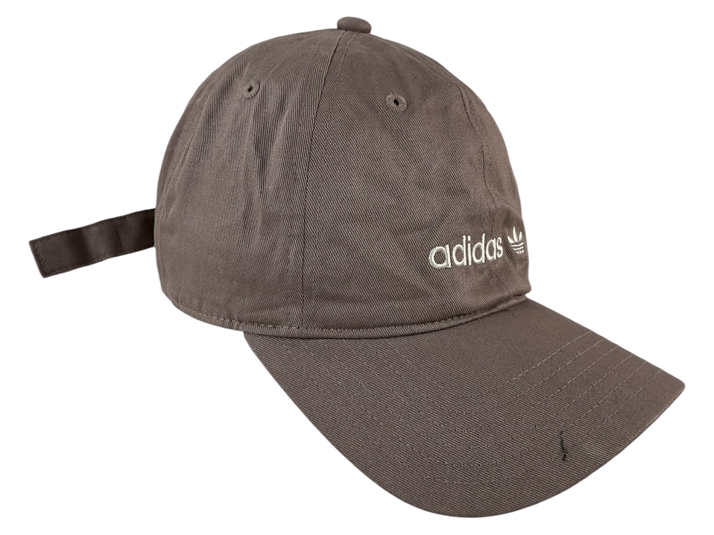 Gorra ADIDAS café, vista lateral