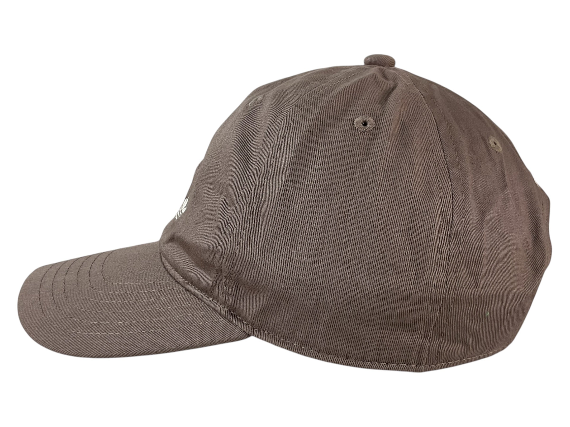Gorra ADIDAS café, vista posterior