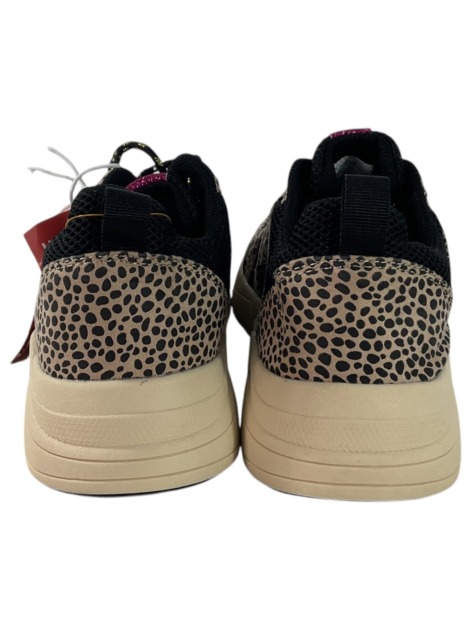 Tenis 6