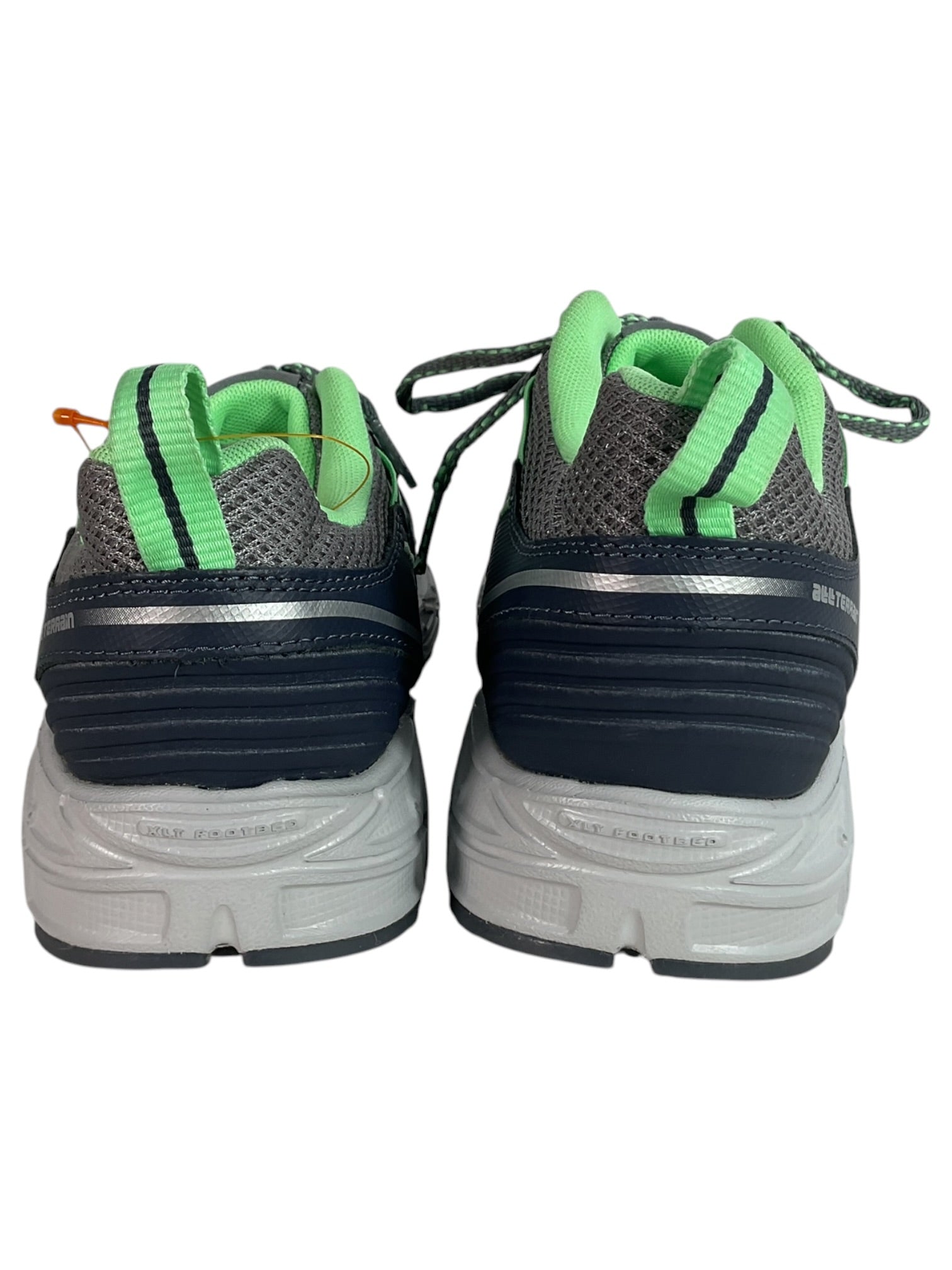 Tenis 7.5 (New Balance)