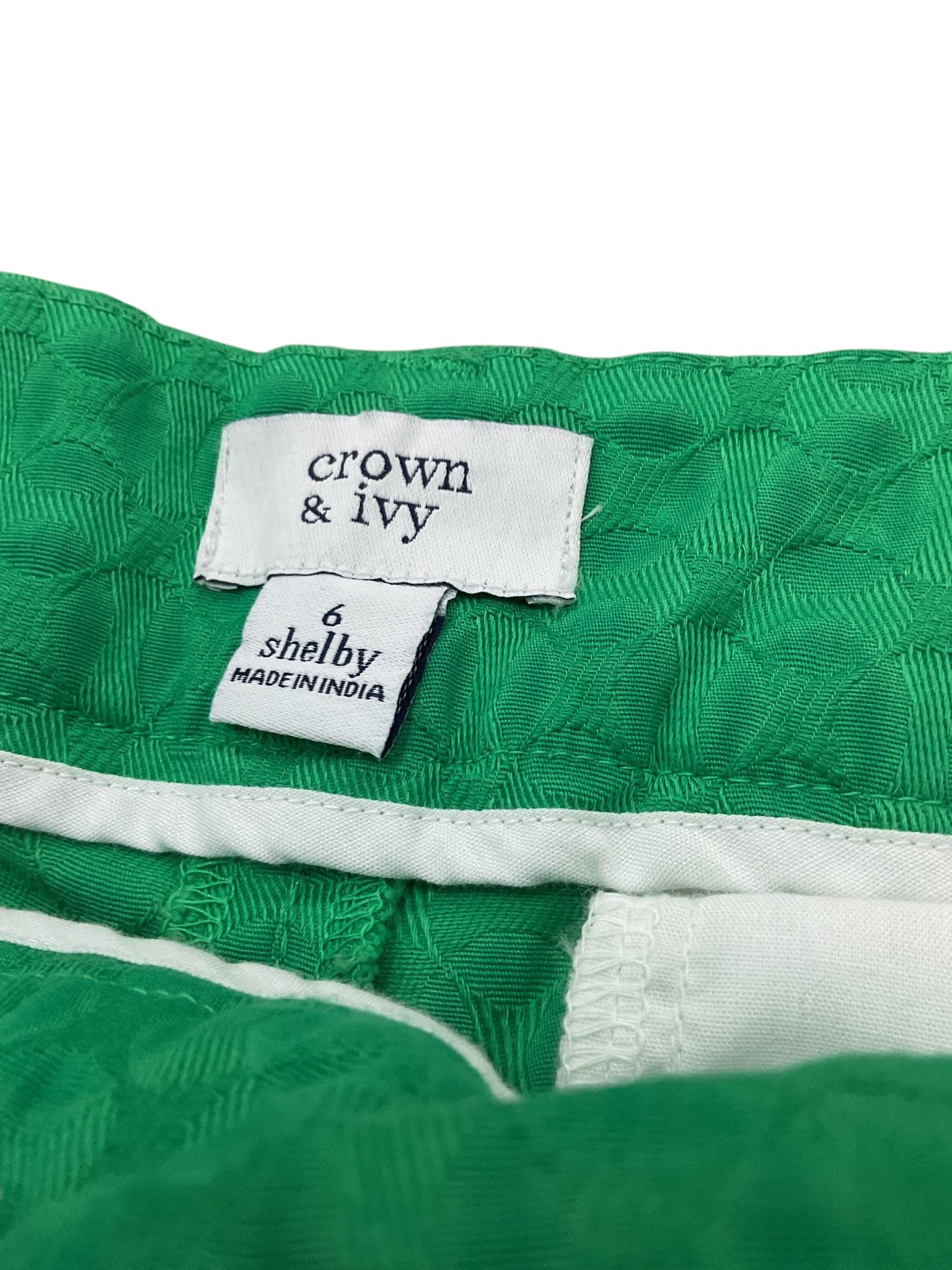 Short 6 (Crown & Ivy)