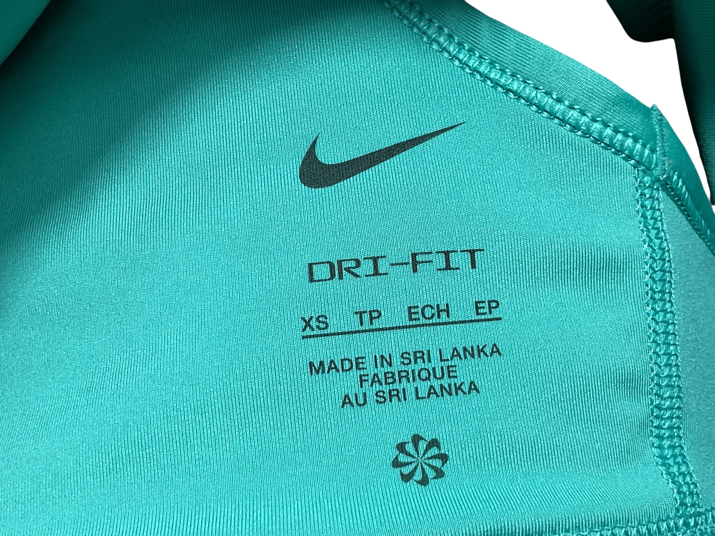 Top deportivo XS (NIKE)