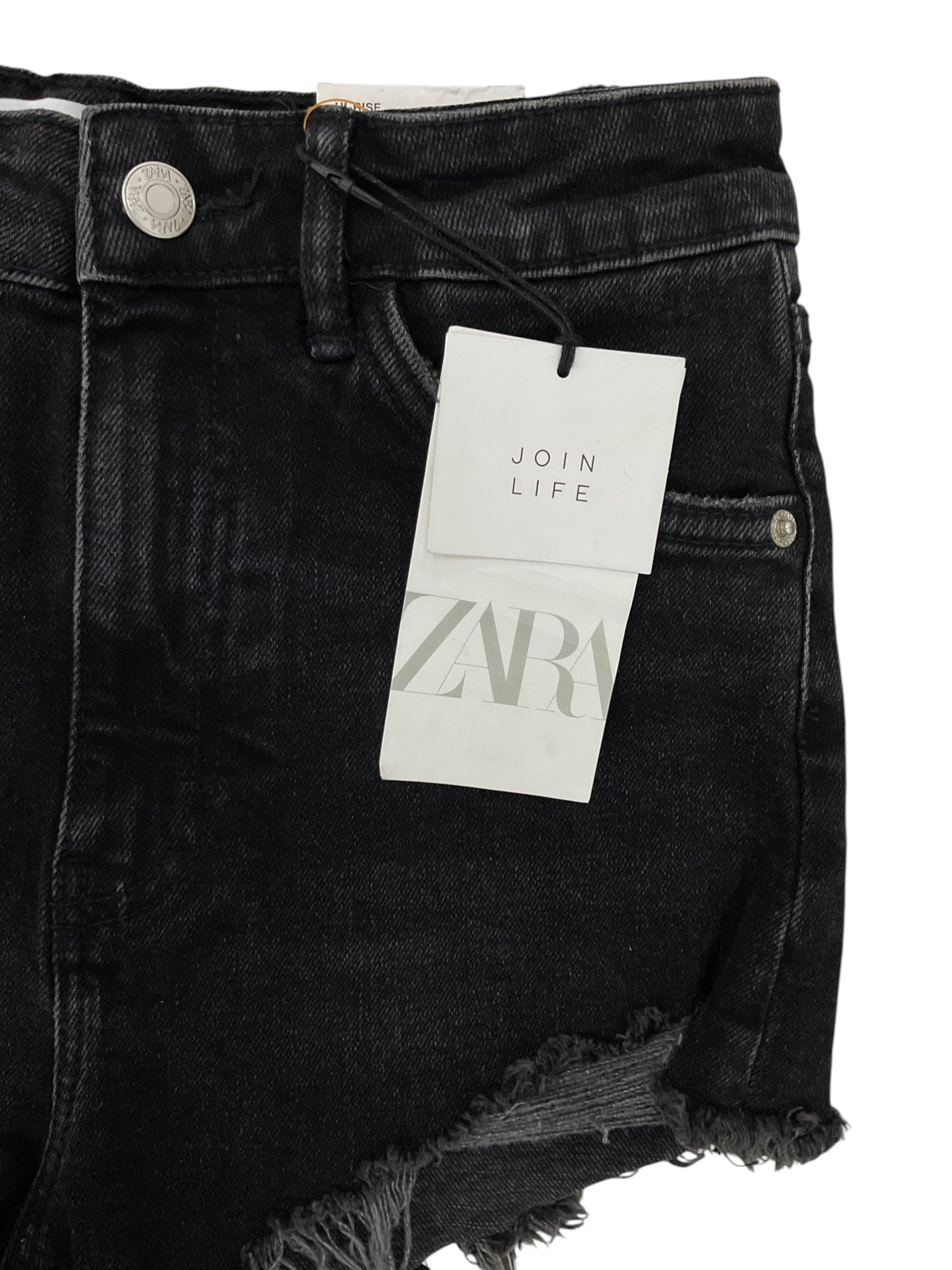 Short 4 (ZARA)