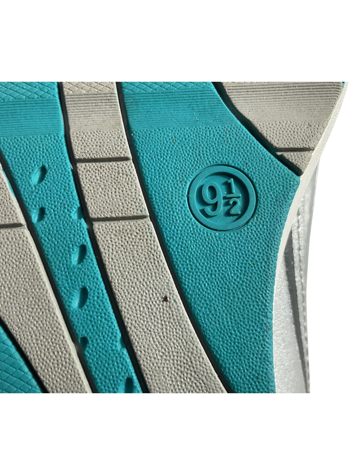 Tenis 9.5