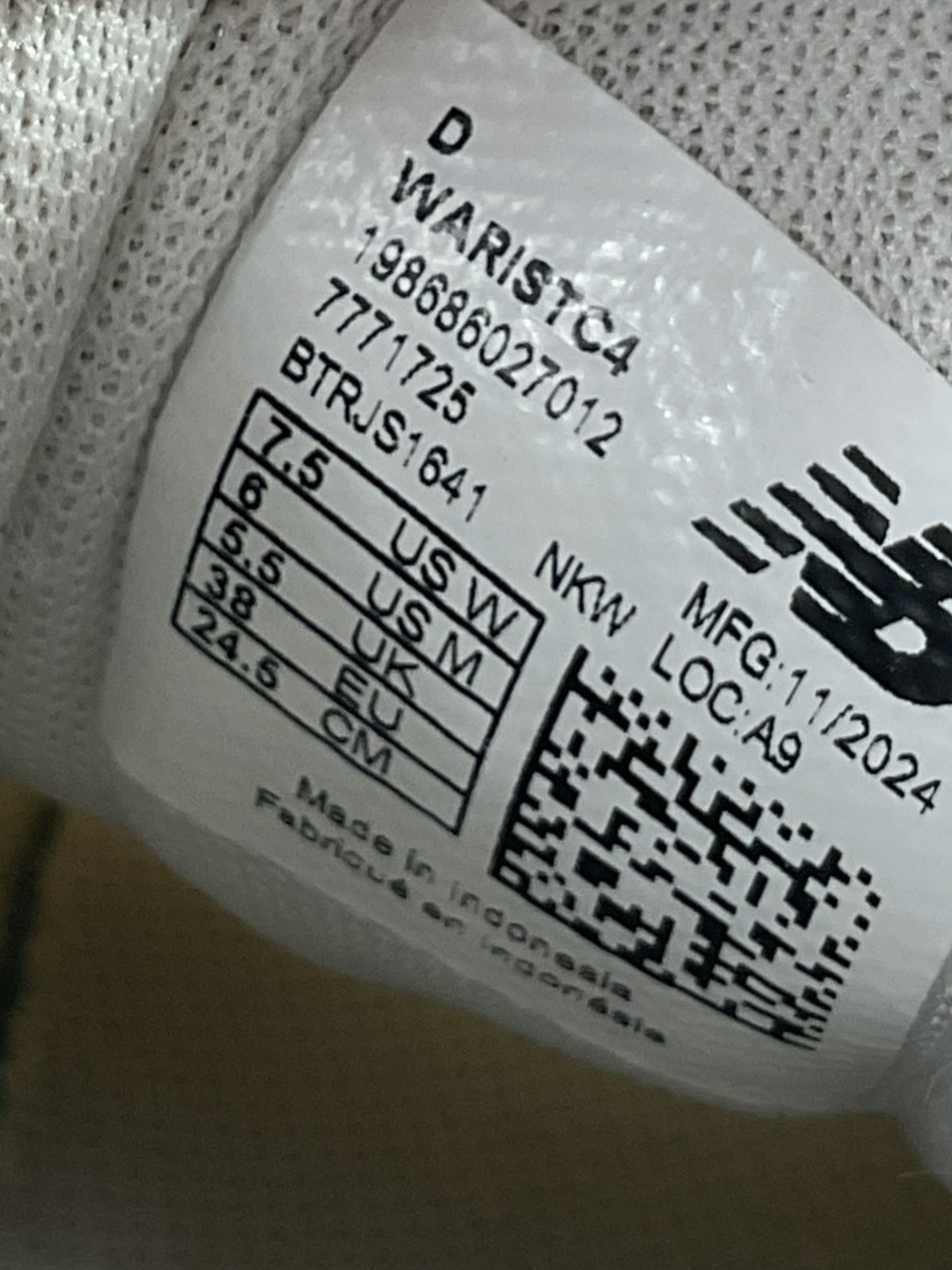 Tenis 7.5 (New Balance)