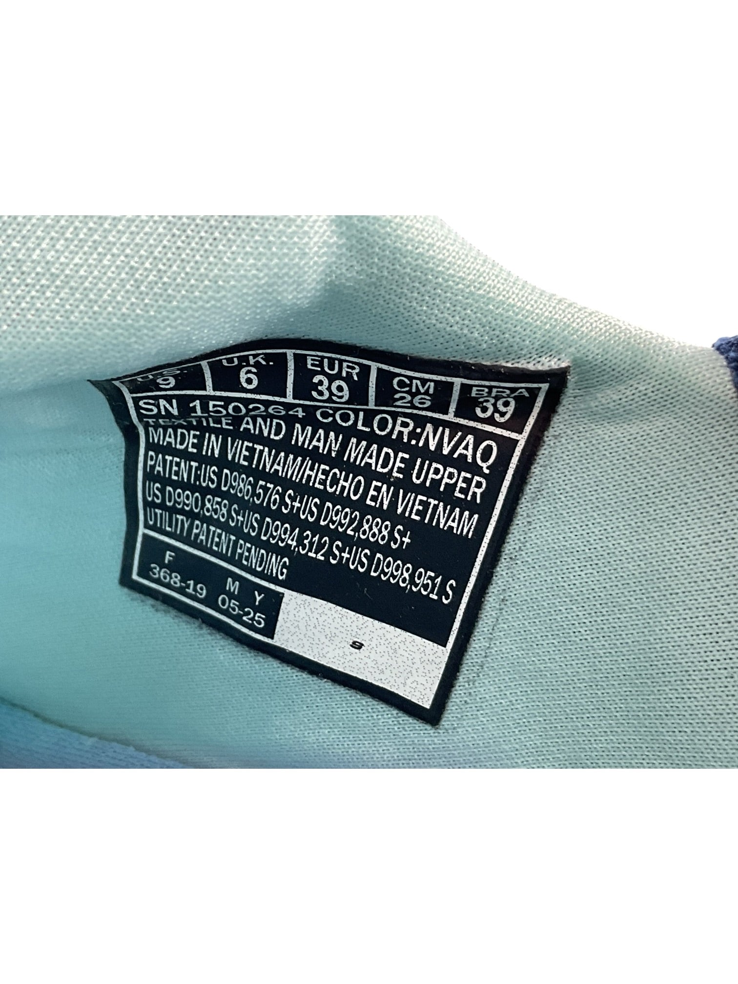 Tenis 9 (Skechers)