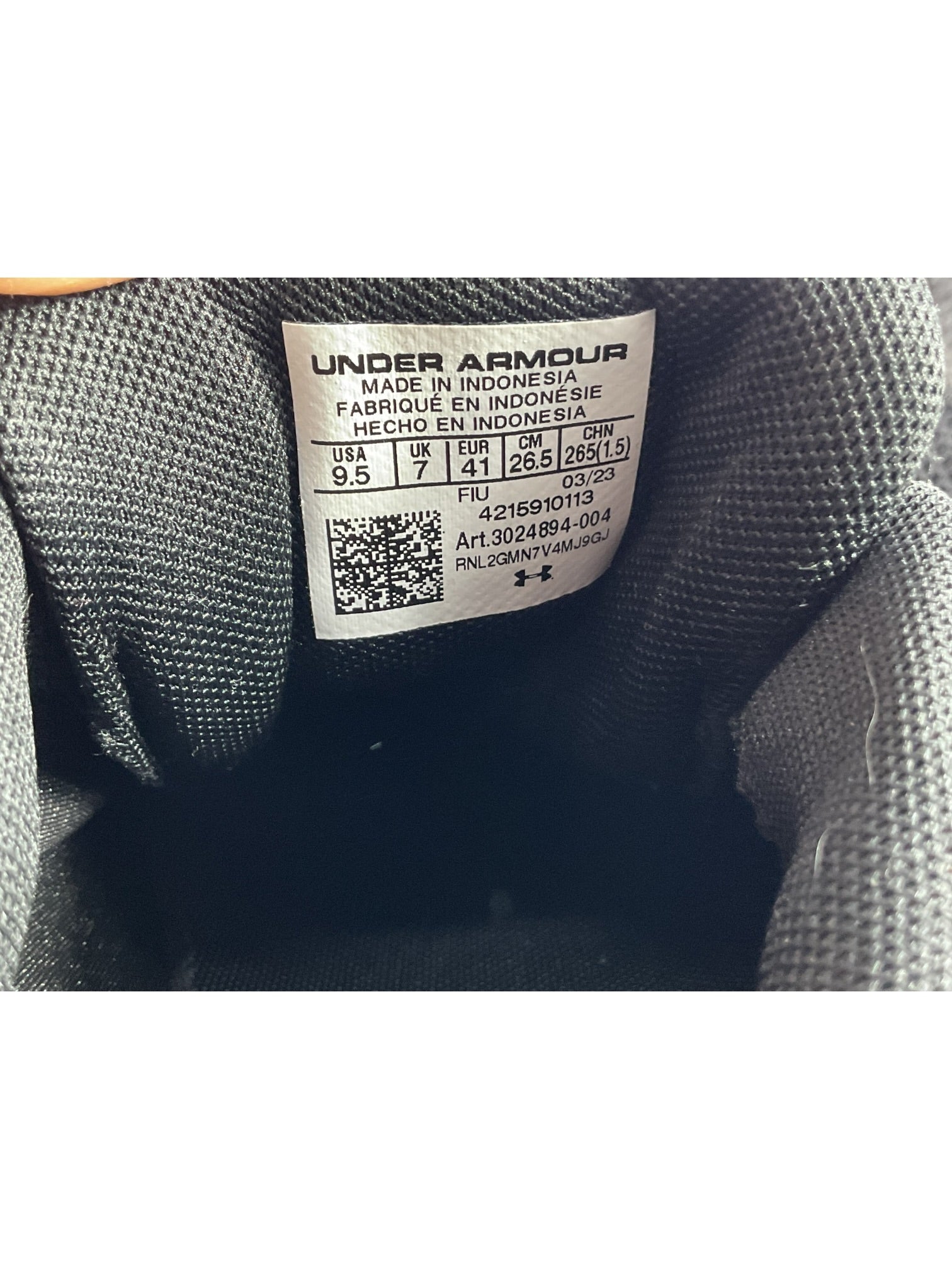 Tenis 9.5 (Under Armour)