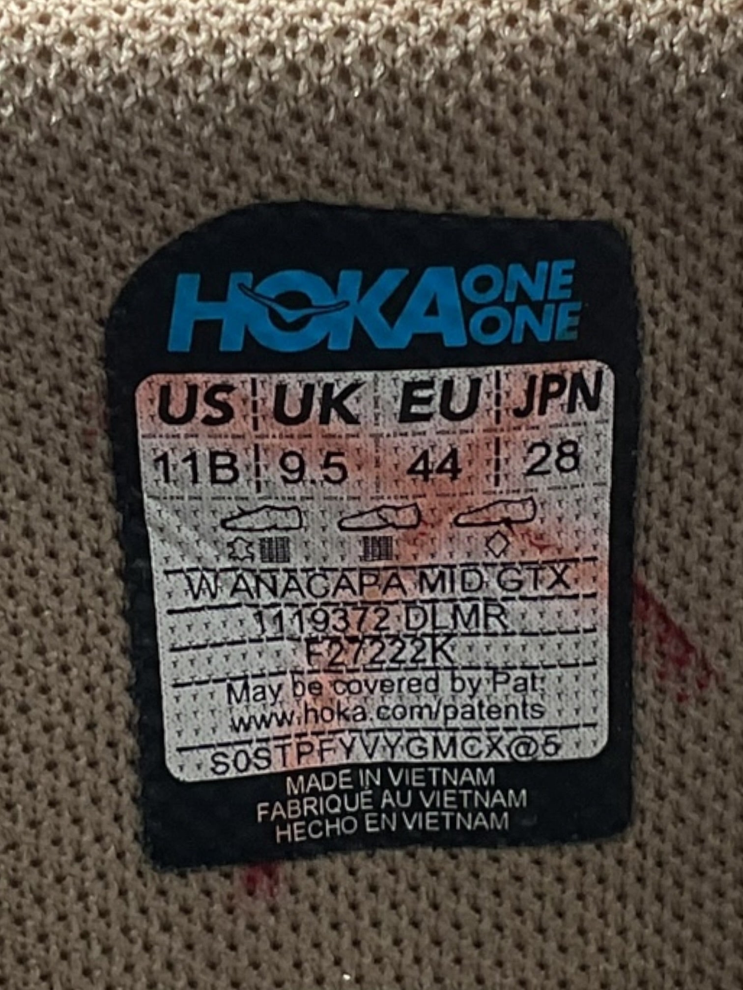 Tenis 11 (HOKA)
