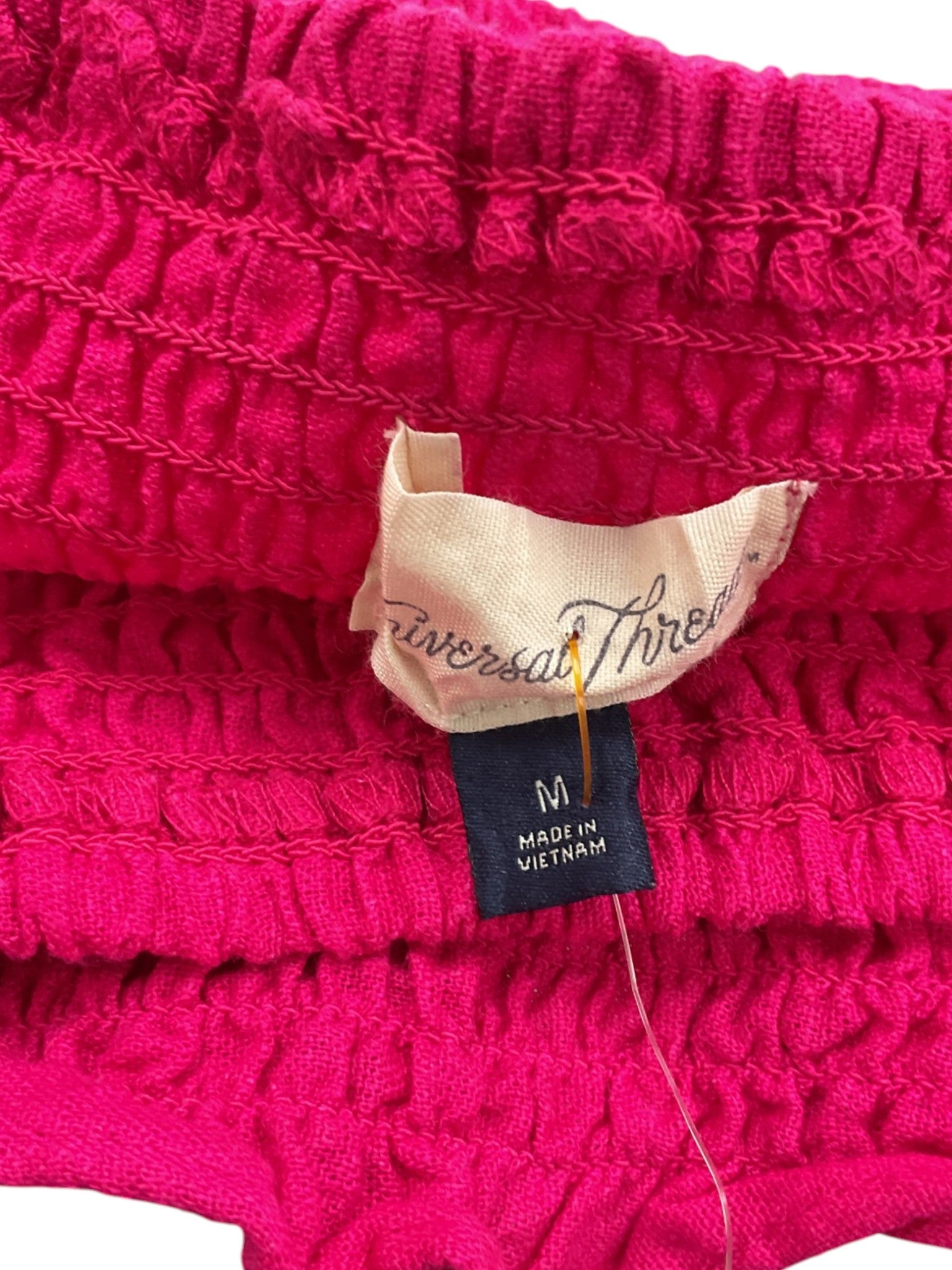 Blusa M (UNIVERSAL THREAD)