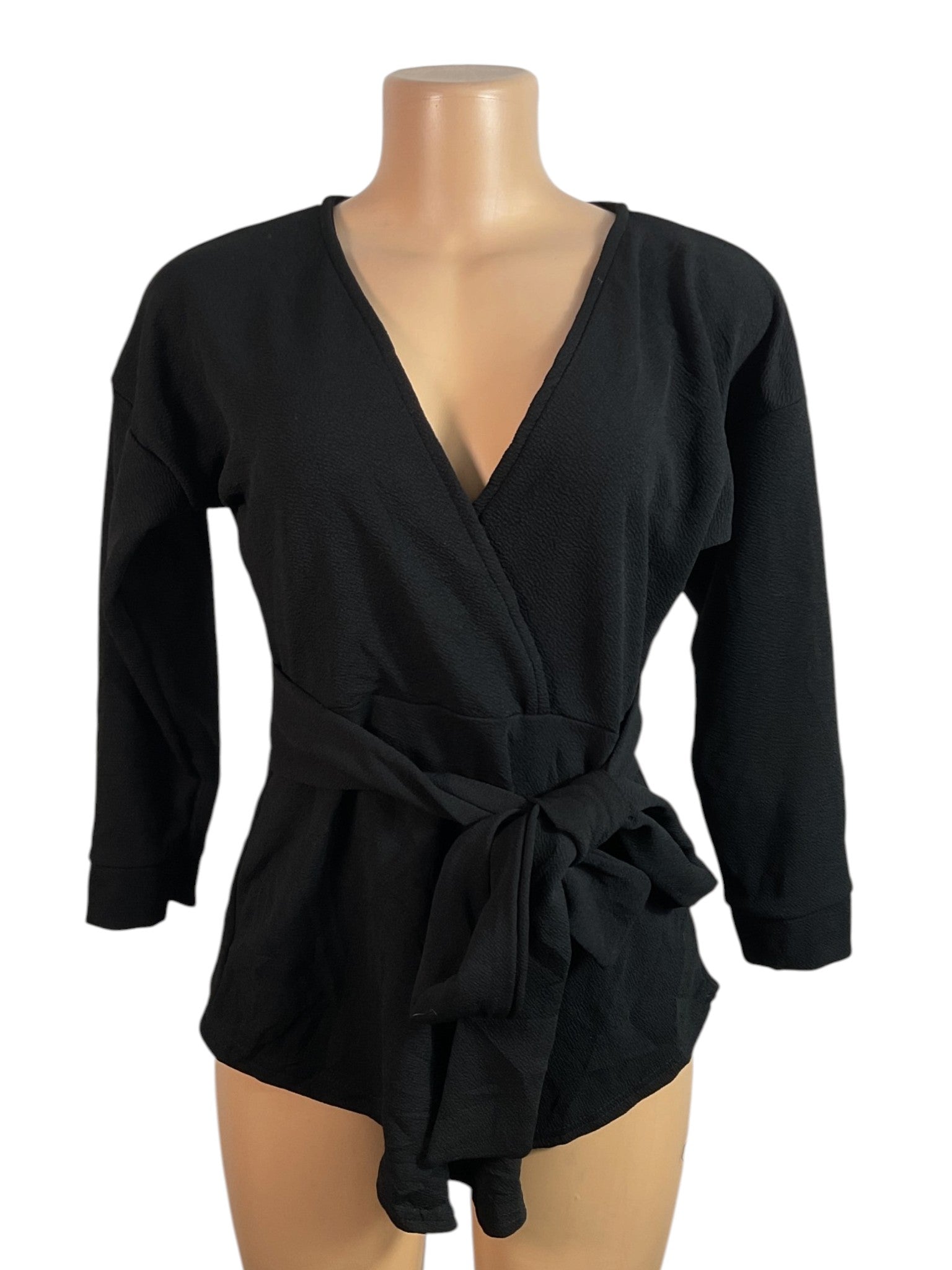 Blusa 6 (PRETTYLITTLETHING)