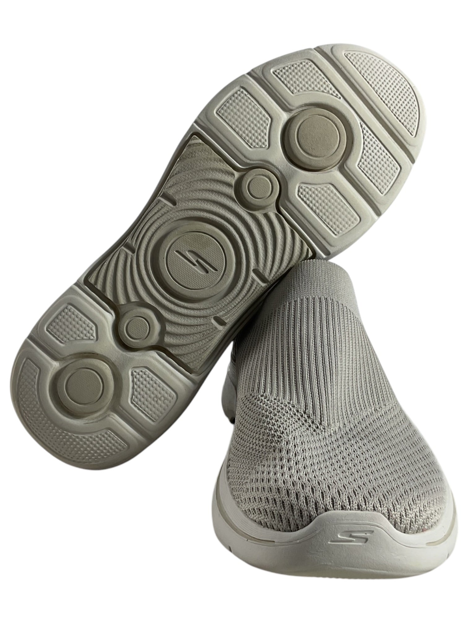 Tenis 10 (Skechers)