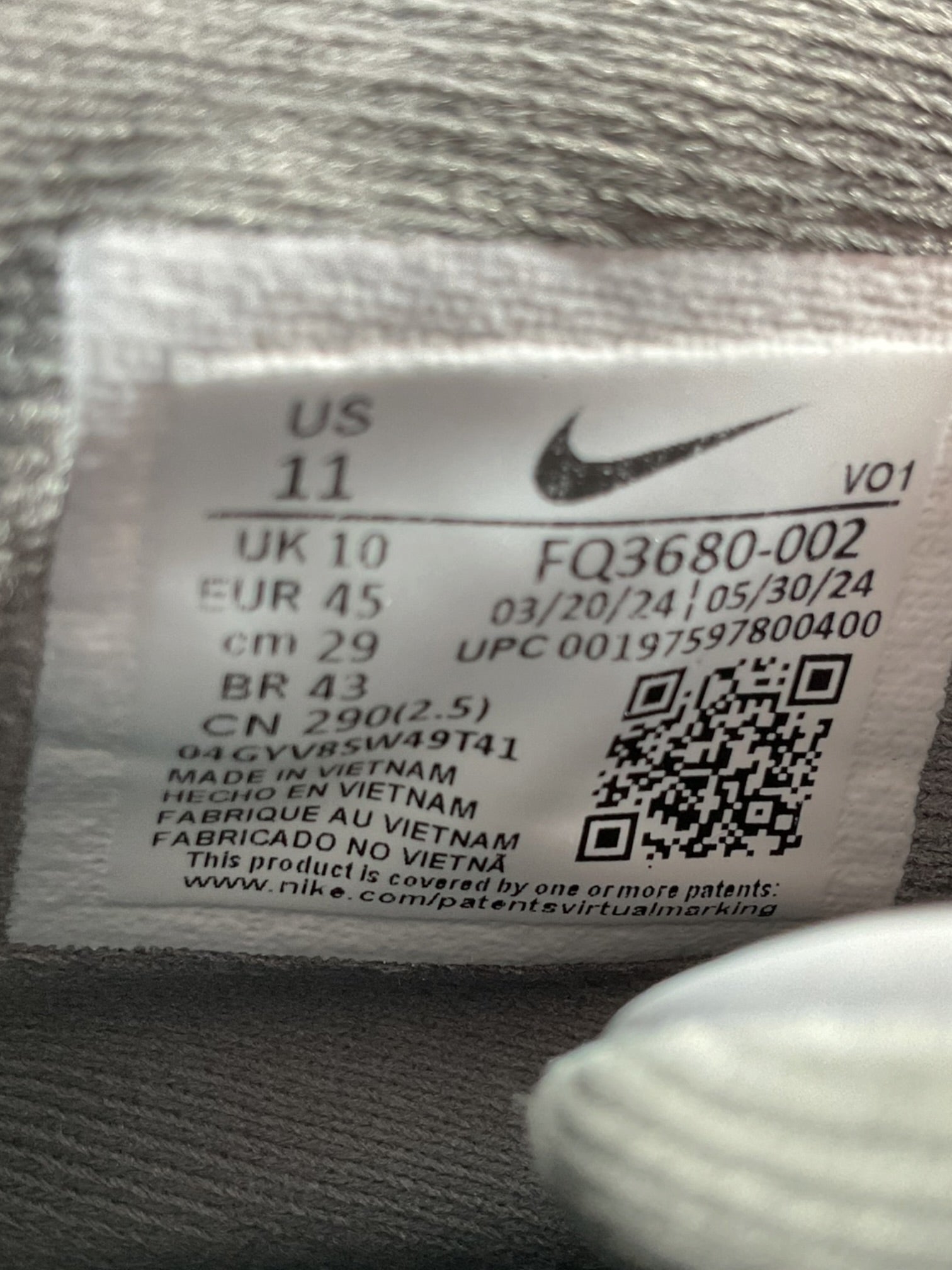 Tenis 11 (Nike)