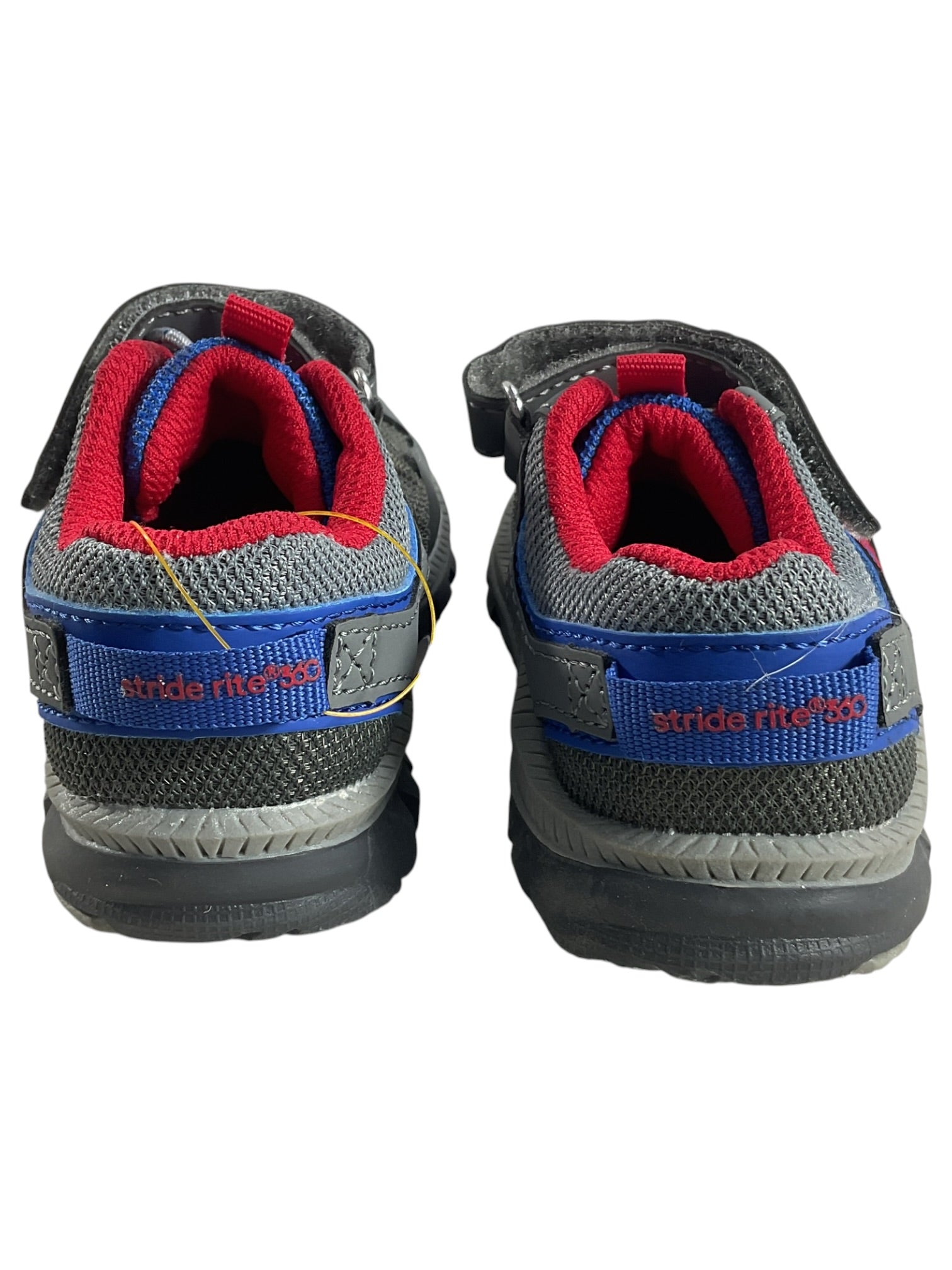 Tenis niño 6