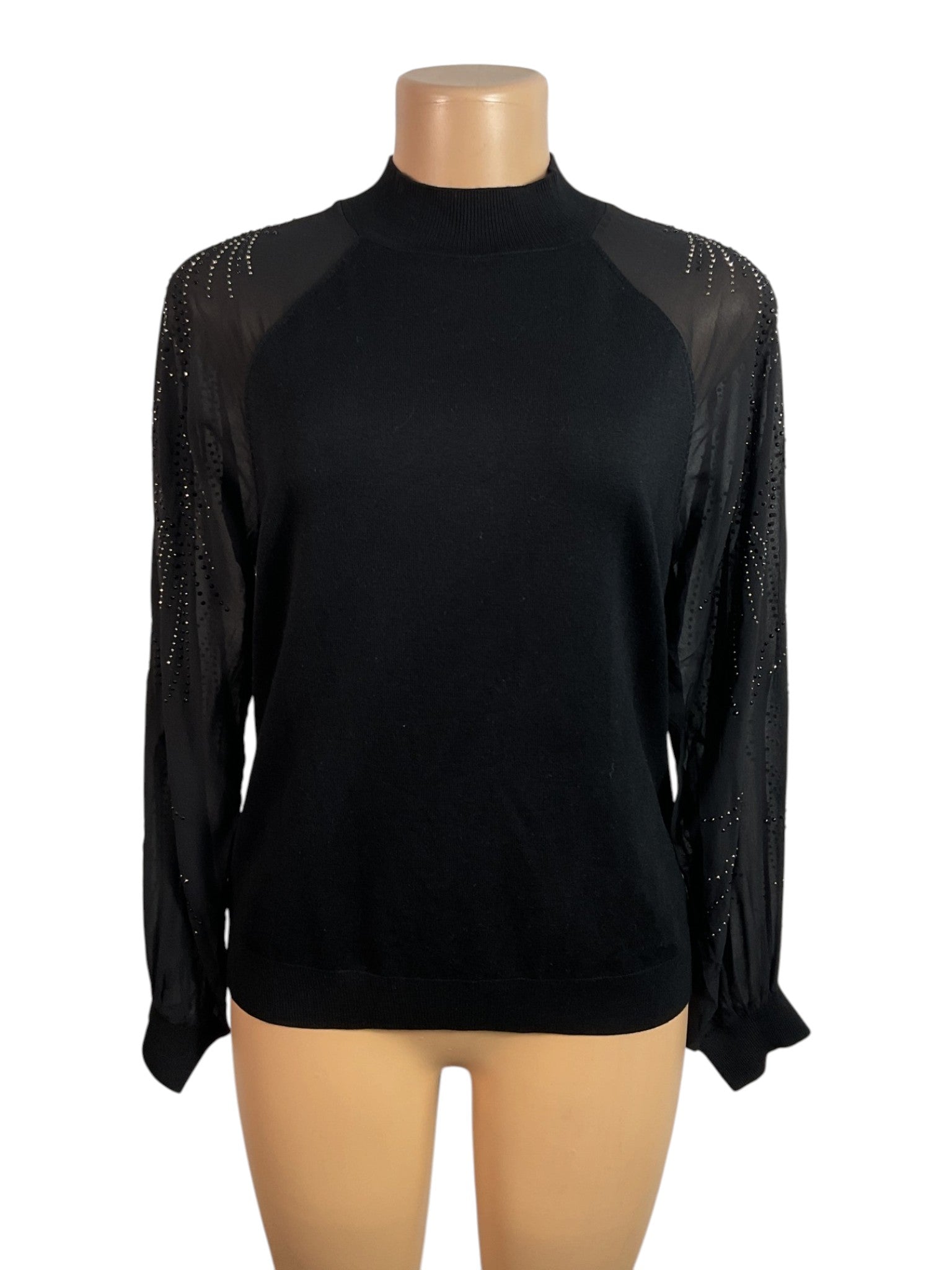 Blusa M (Adrianna Papel)