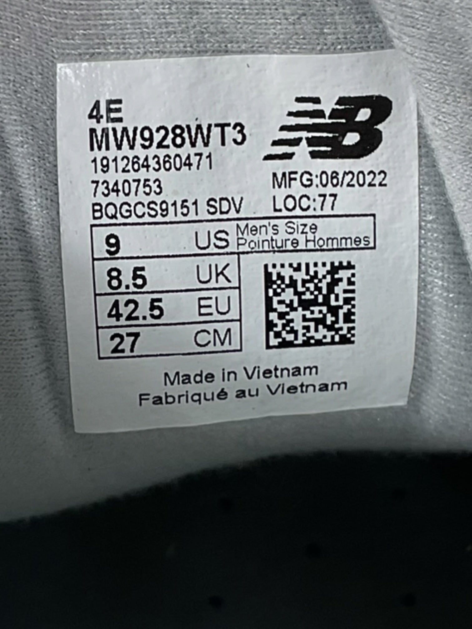 Tenis 9 (New Balance)