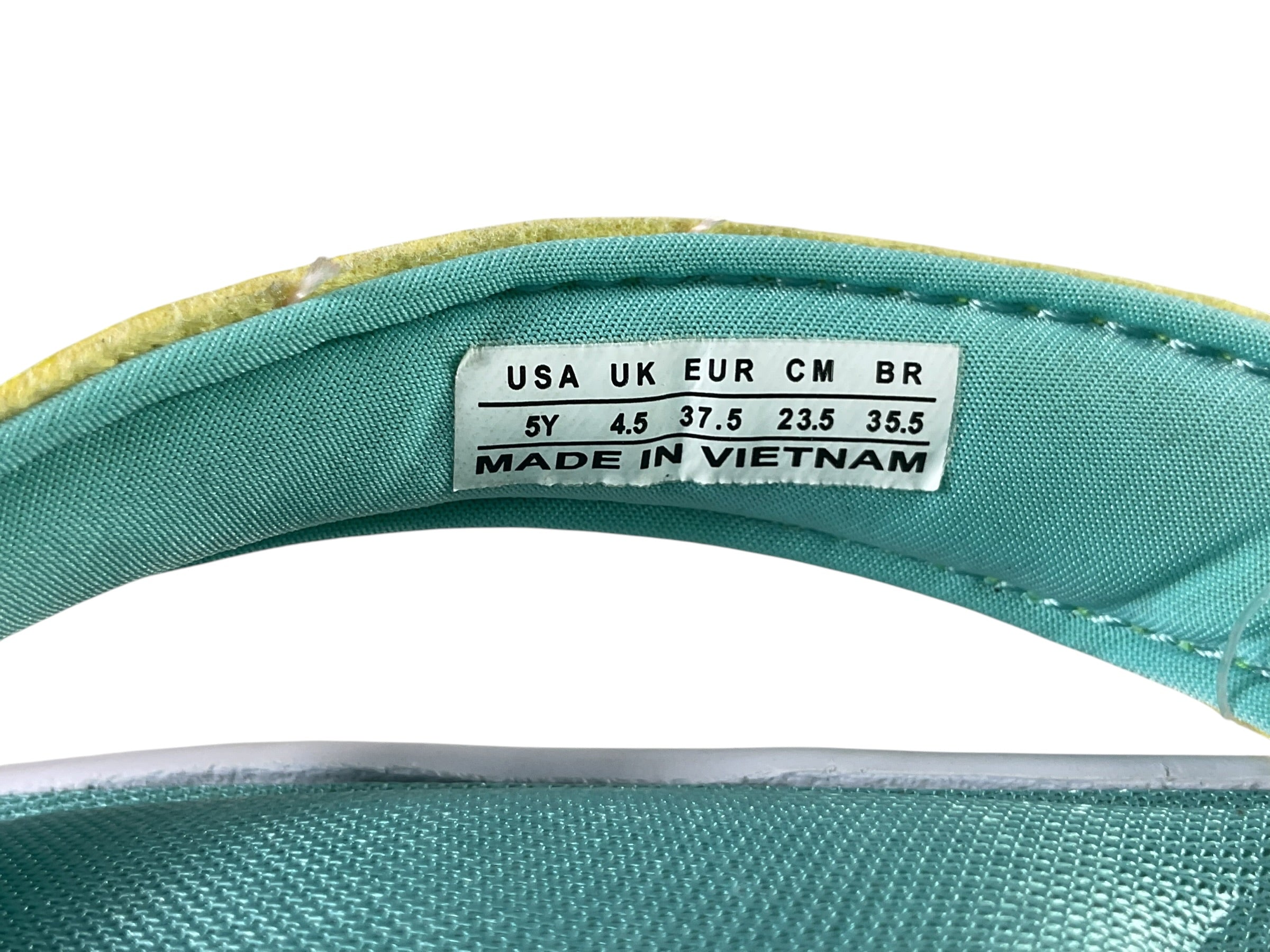 Sandalia niña 5Y (Under Armour)