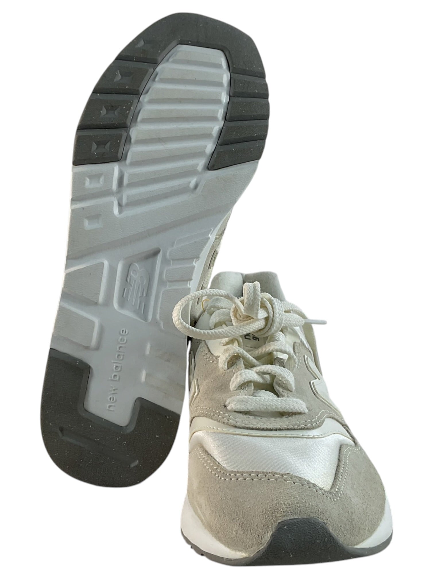 Tenis 8 (New Balance)