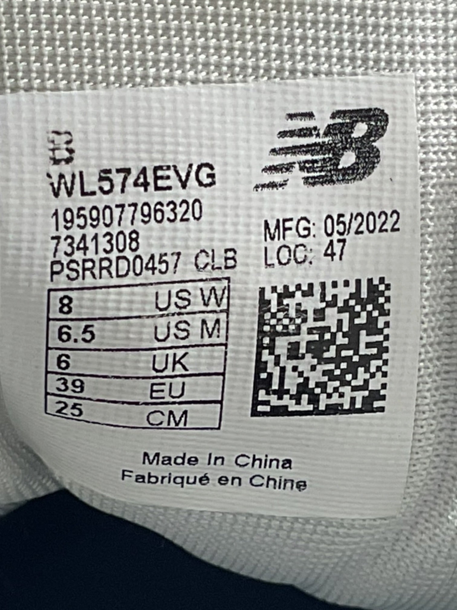 Tenis 8 (New Balance)