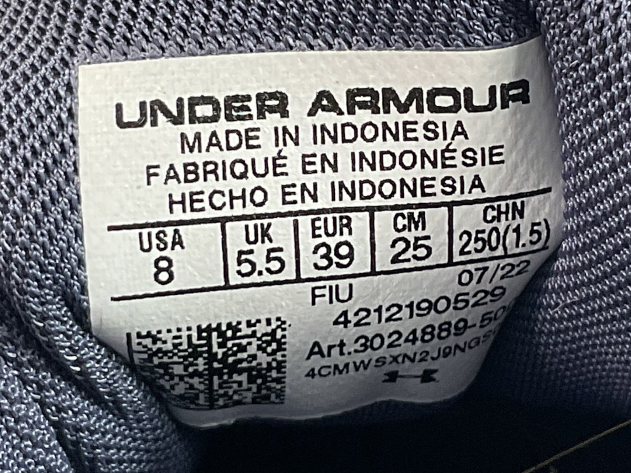 Tenis 8 (Under Armour)
