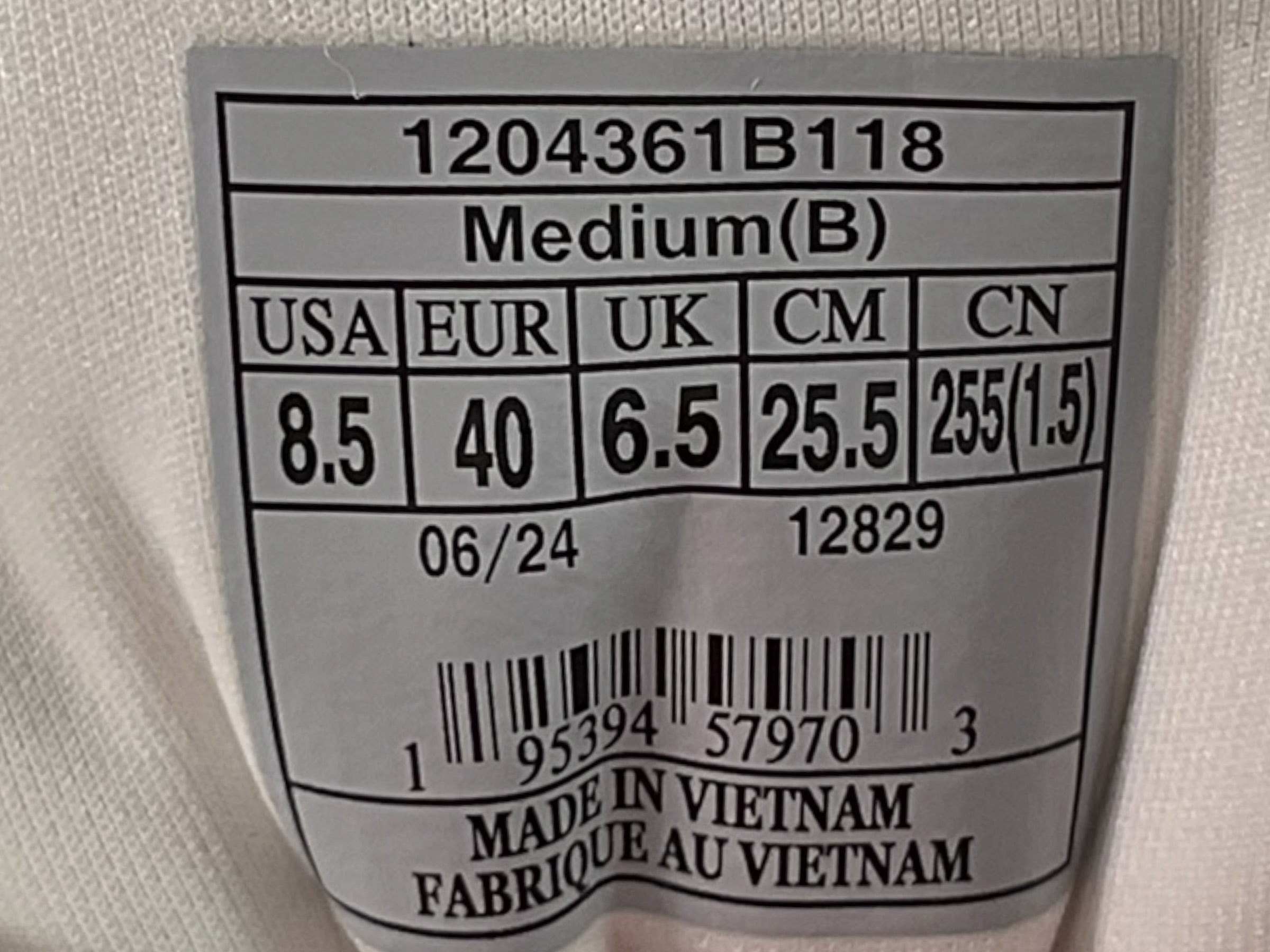 Tenis 8.5 (Brooks)