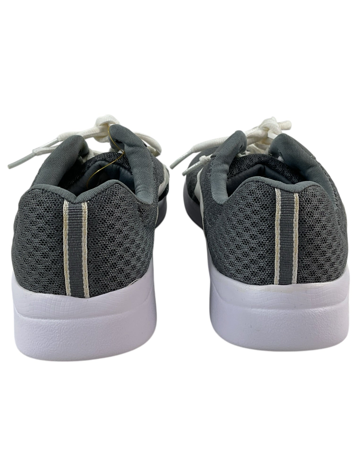 Tenis niño 4
