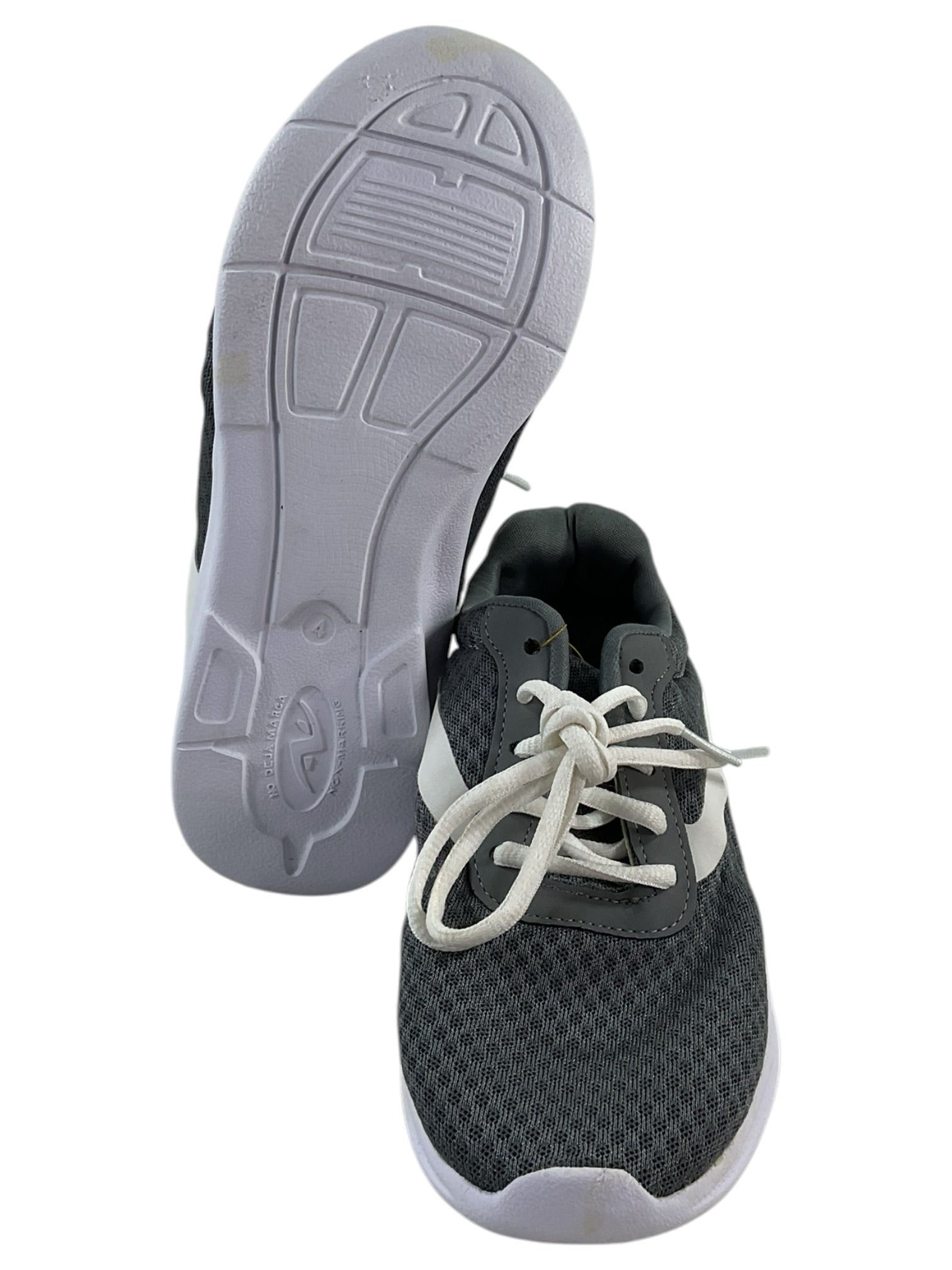 Tenis niño 4