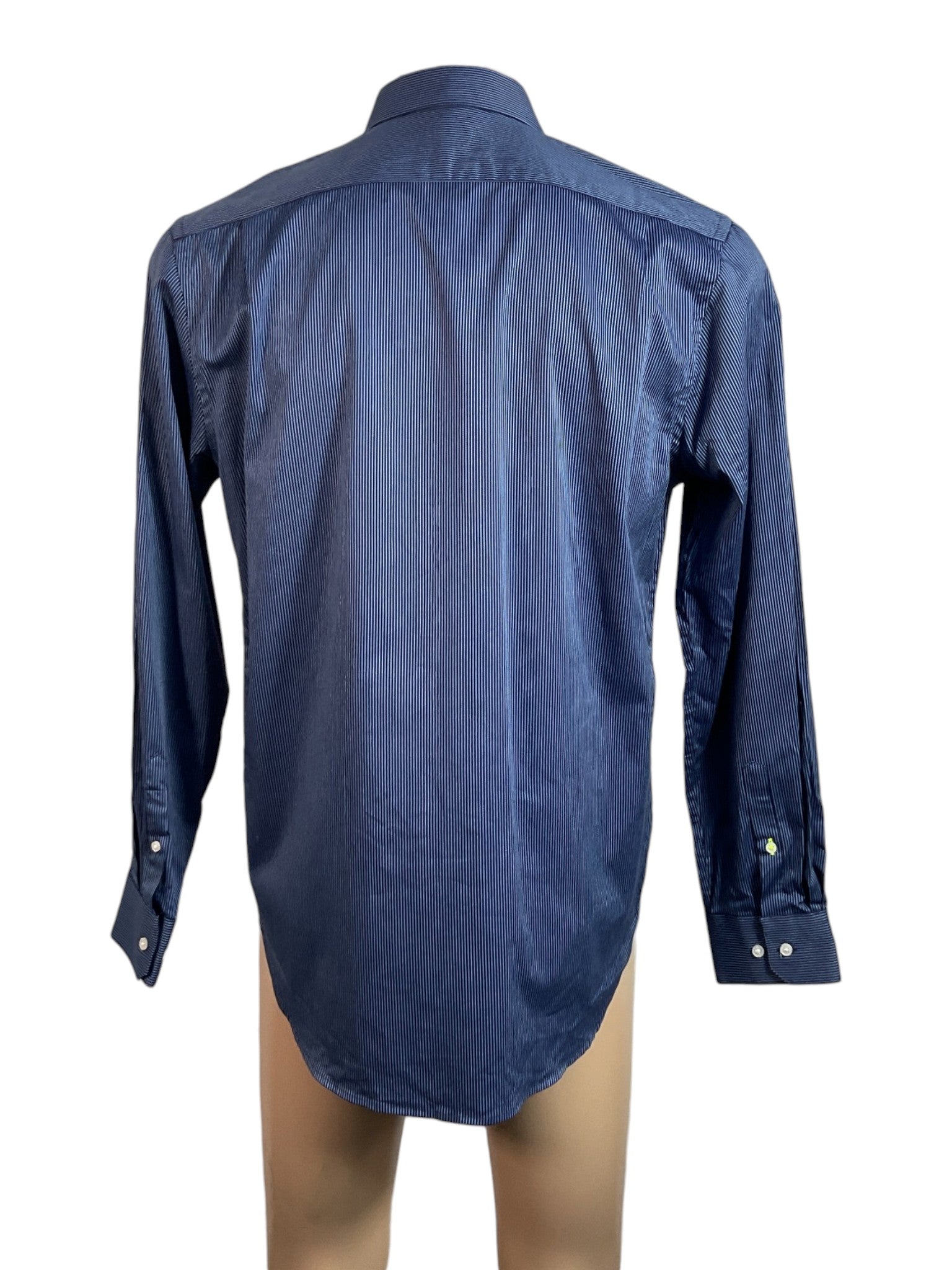 Camisa 16 (WRK)